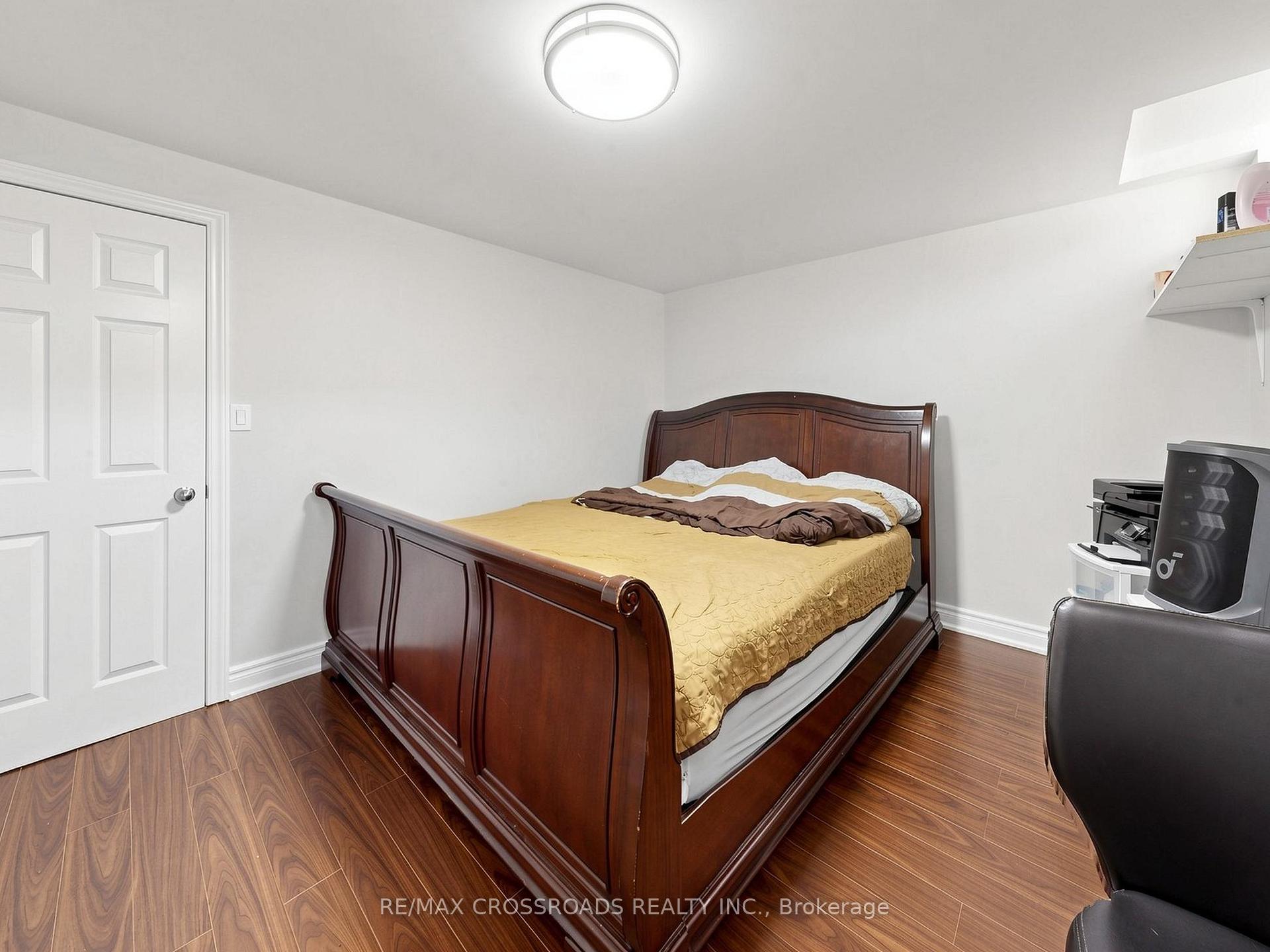 Photo 42 of 72 Telegraph Drive, Whitby, Williamsburg — HOMEH