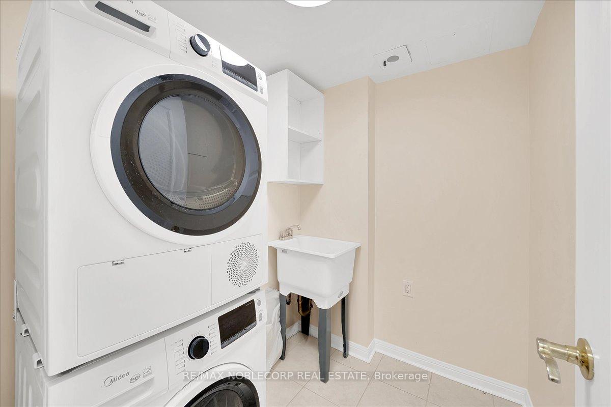 Photo 30 of Unit 111, 2502 Rutherford Road, Vaughan, Maple — HOMEH
