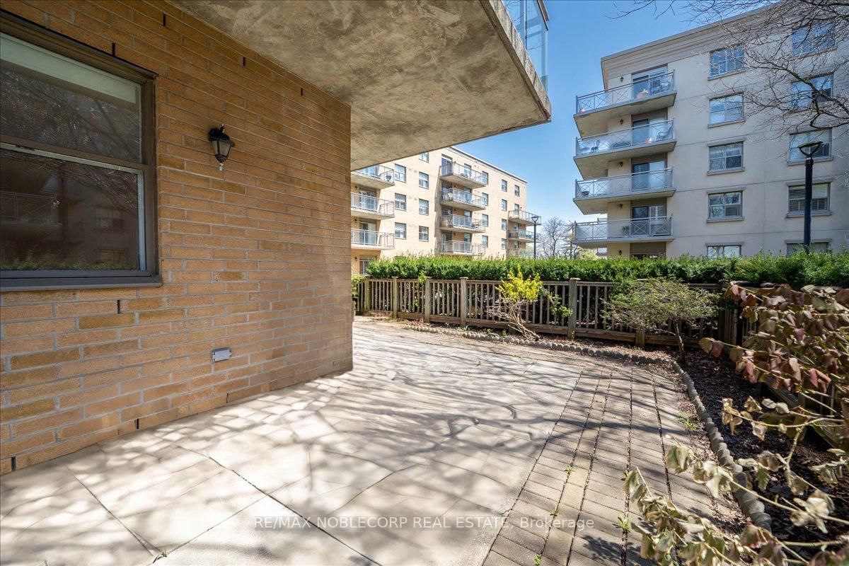 Photo 36 of Unit 111, 2502 Rutherford Road, Vaughan, Maple — HOMEH