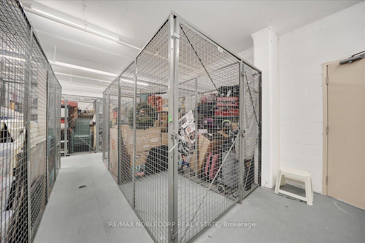Photo 40 of Unit 111, 2502 Rutherford Road, Vaughan, Maple — HOMEH