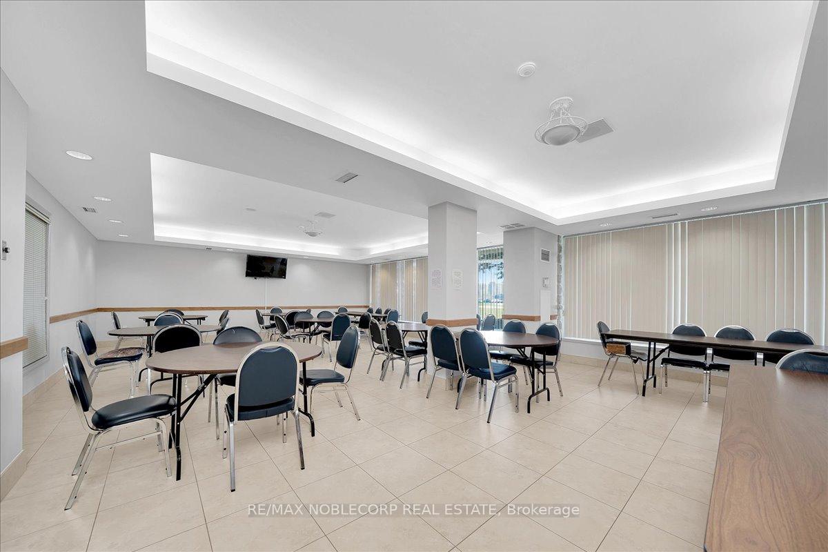 Photo 42 of Unit 111, 2502 Rutherford Road, Vaughan, Maple — HOMEH