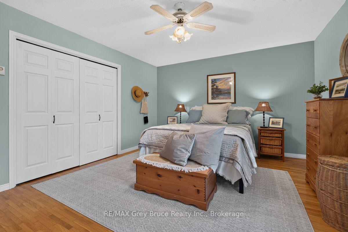 Photo 26 of 132 clearview Crescent, Meaford — HOMEH