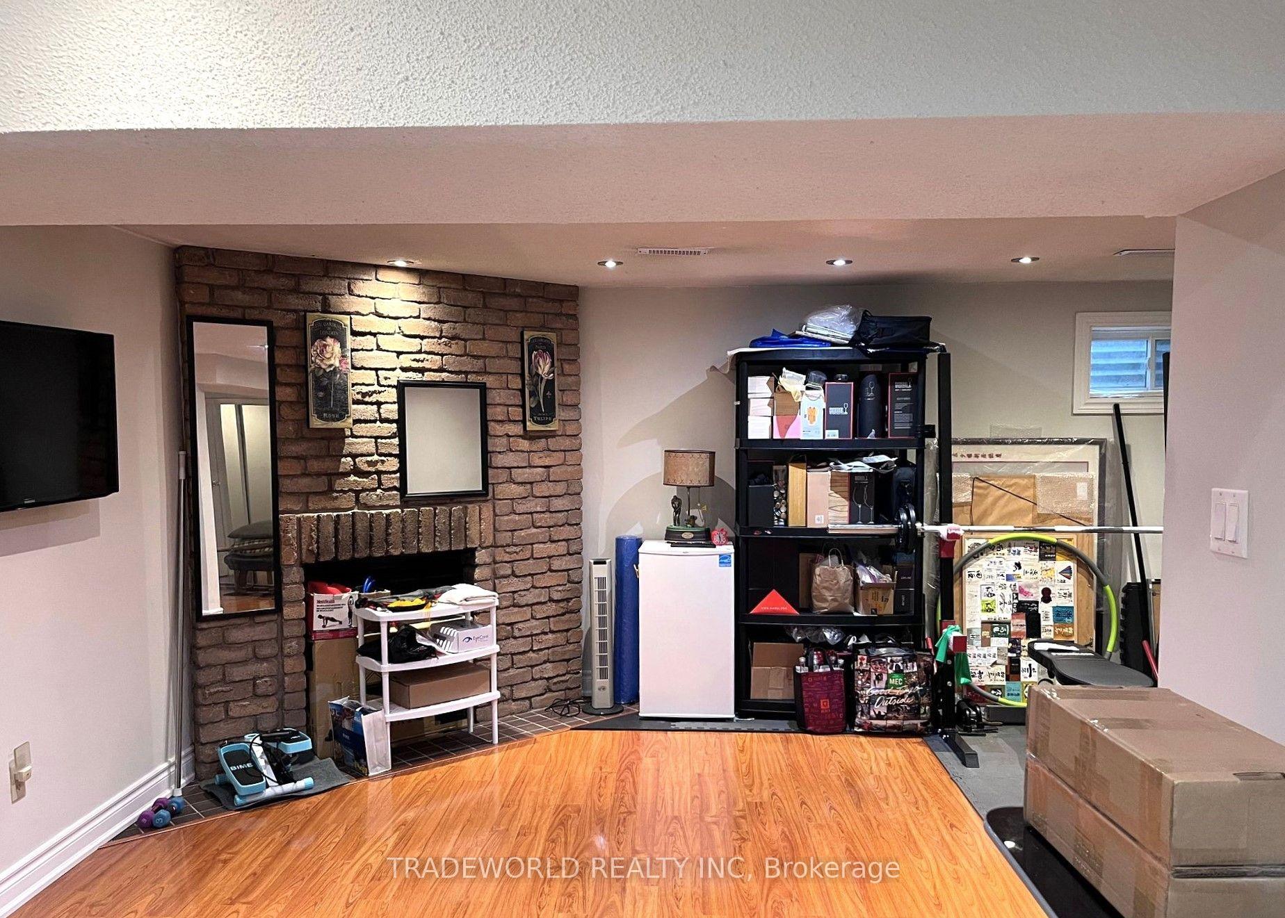 Photo 10 of 122 Tamarack Drive, Markham, Aileen-Willowbrook — HOMEH