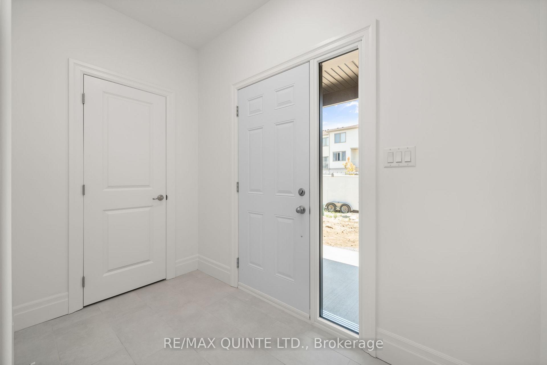 Photo 2 of 51 Evans Street, Prince Edward County, Picton — HOMEH