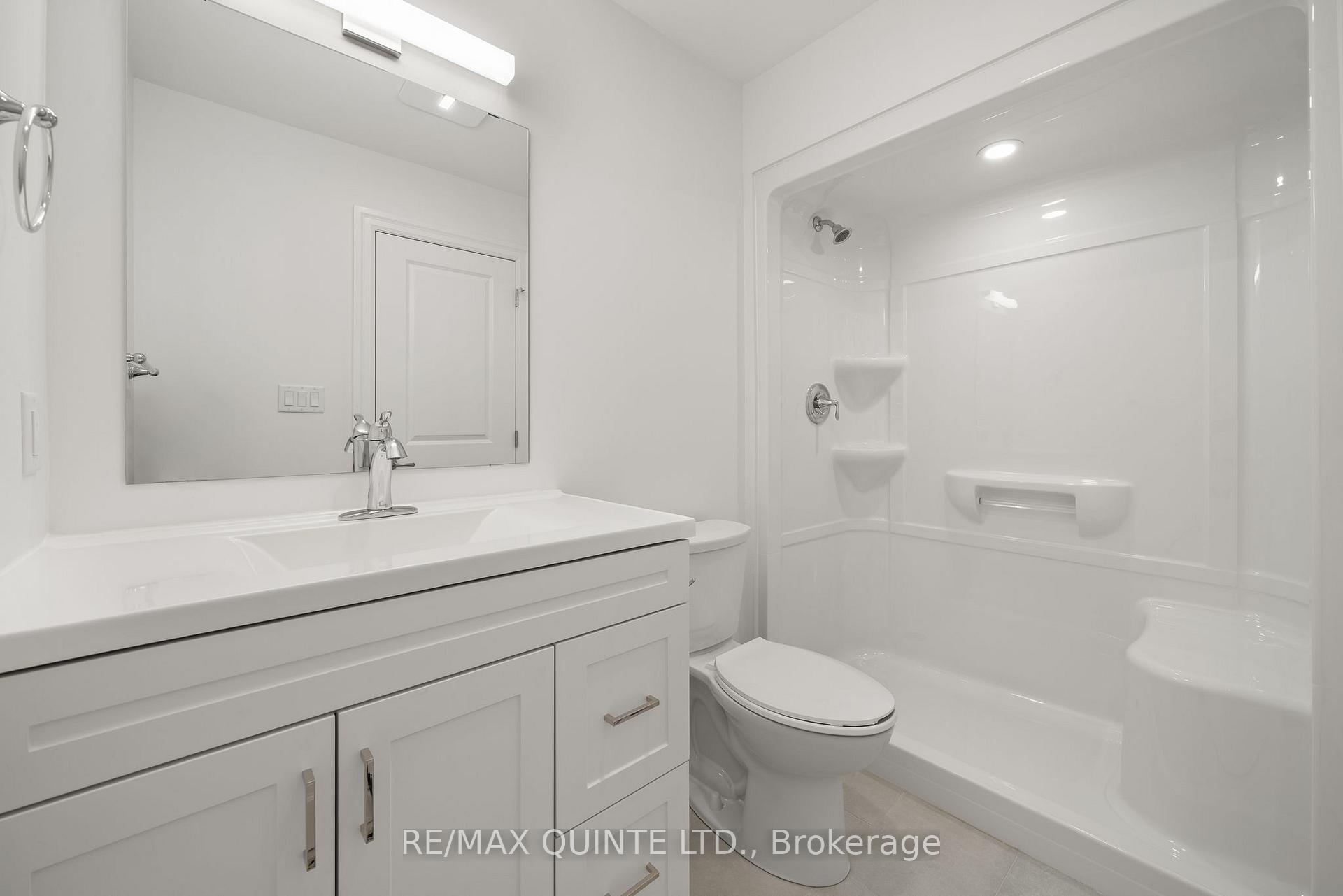 Photo 16 of 51 Evans Street, Prince Edward County, Picton — HOMEH