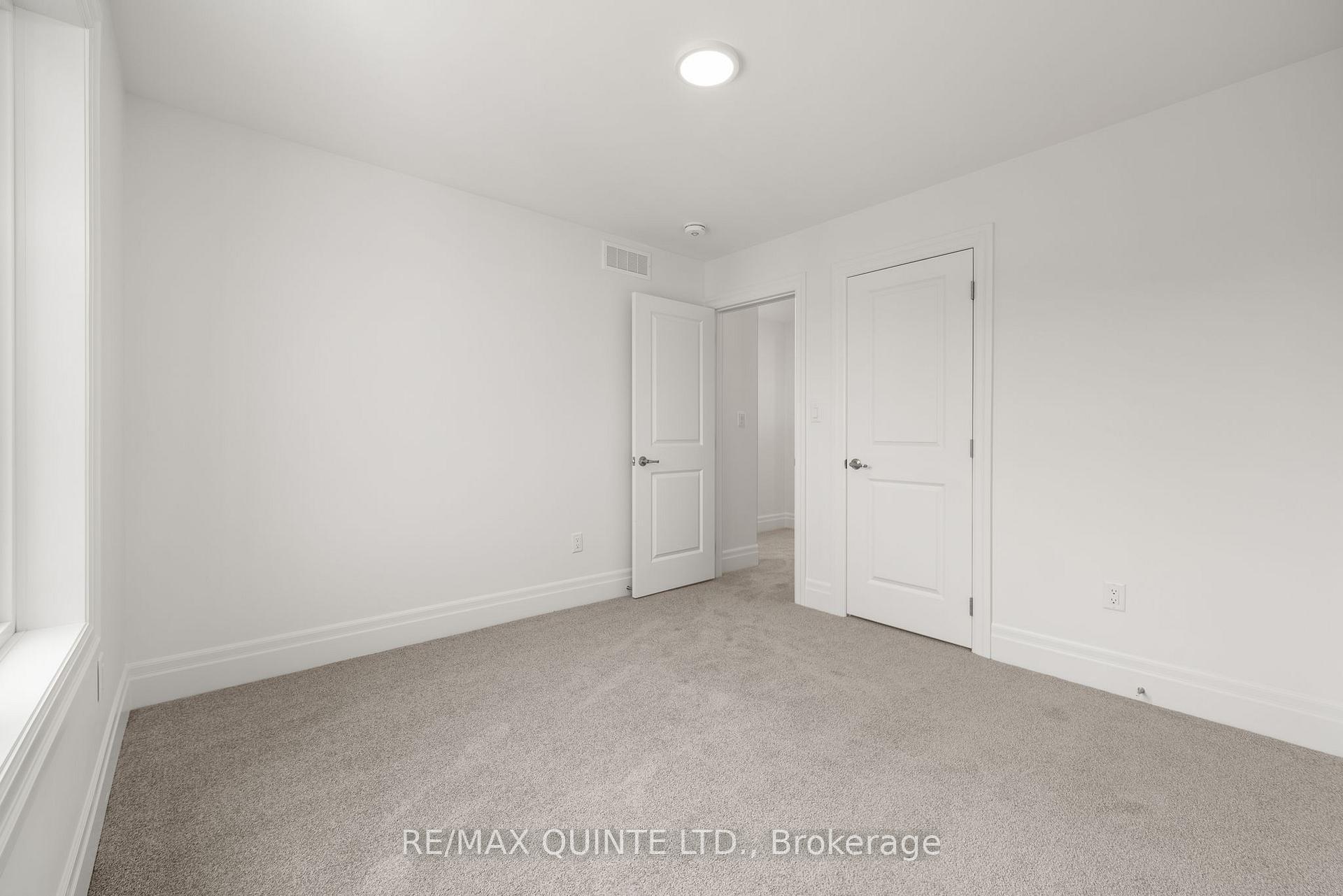 Photo 17 of 51 Evans Street, Prince Edward County, Picton — HOMEH