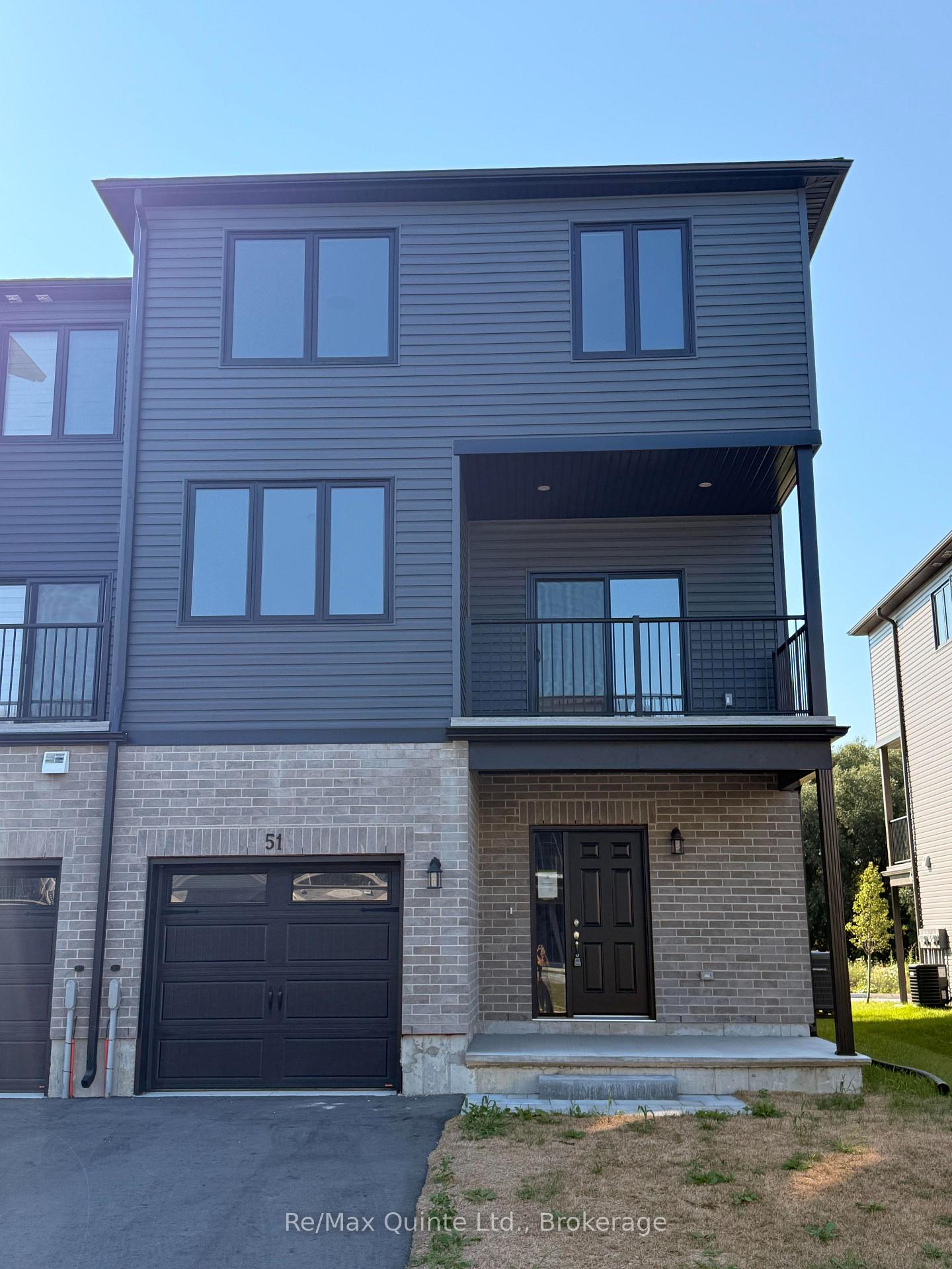 Photo 28 of 51 Evans Street, Prince Edward County, Picton — HOMEH