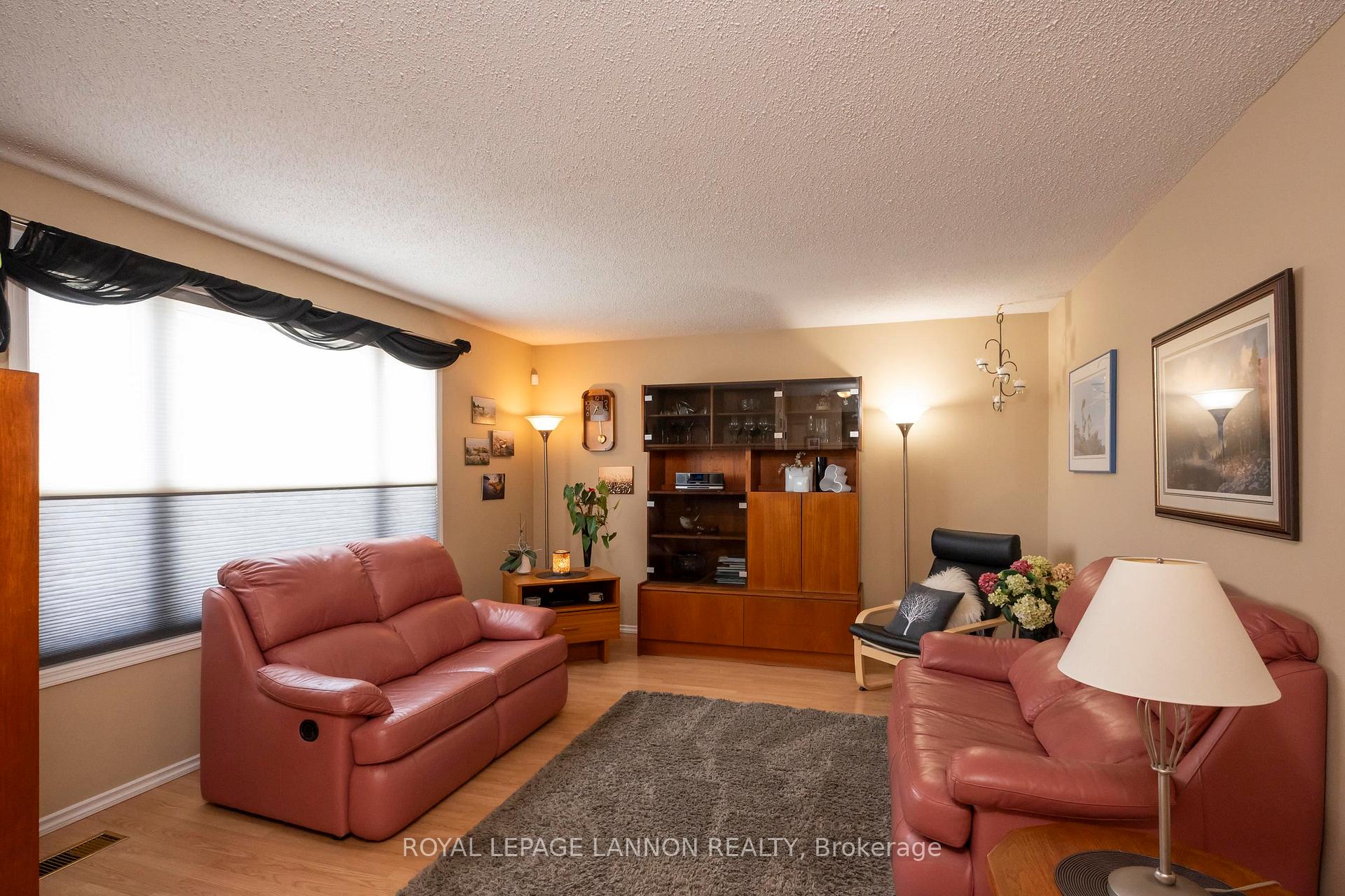 Photo 3 of 237 Anten St., Thunder Bay, River Terrace — HOMEH