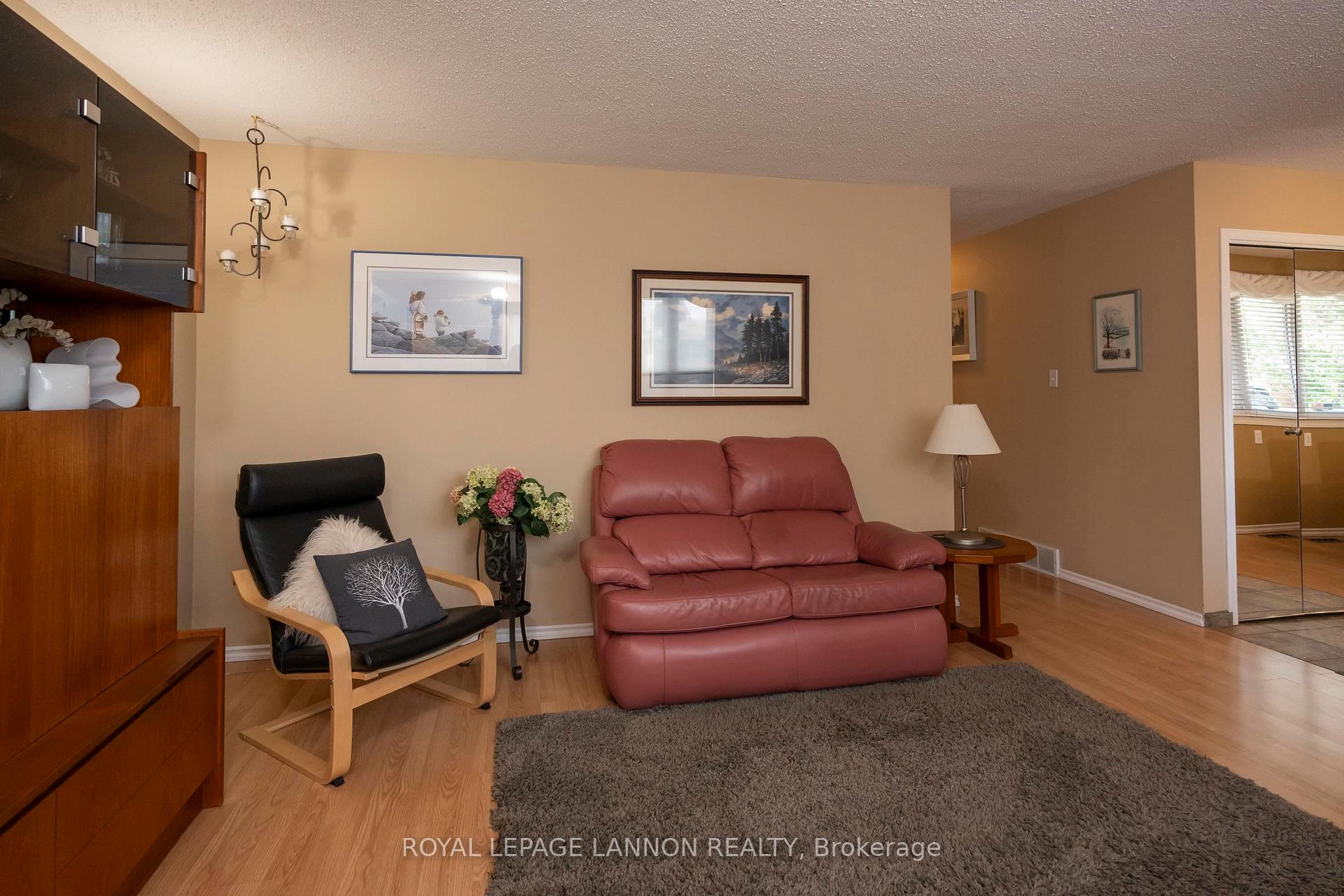 Photo 7 of 237 Anten St., Thunder Bay, River Terrace — HOMEH