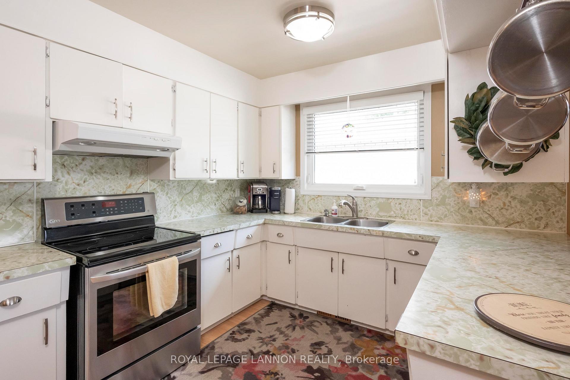 Photo 11 of 237 Anten St., Thunder Bay, River Terrace — HOMEH