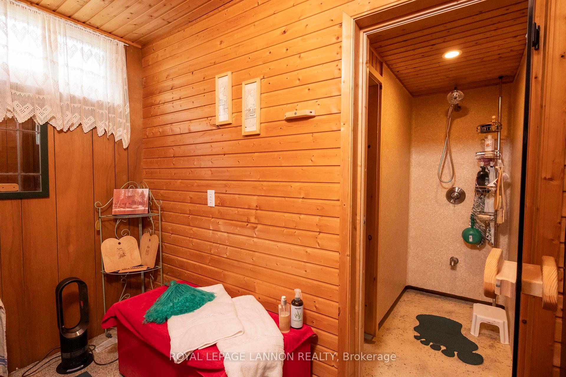 Photo 33 of 237 Anten St., Thunder Bay, River Terrace — HOMEH