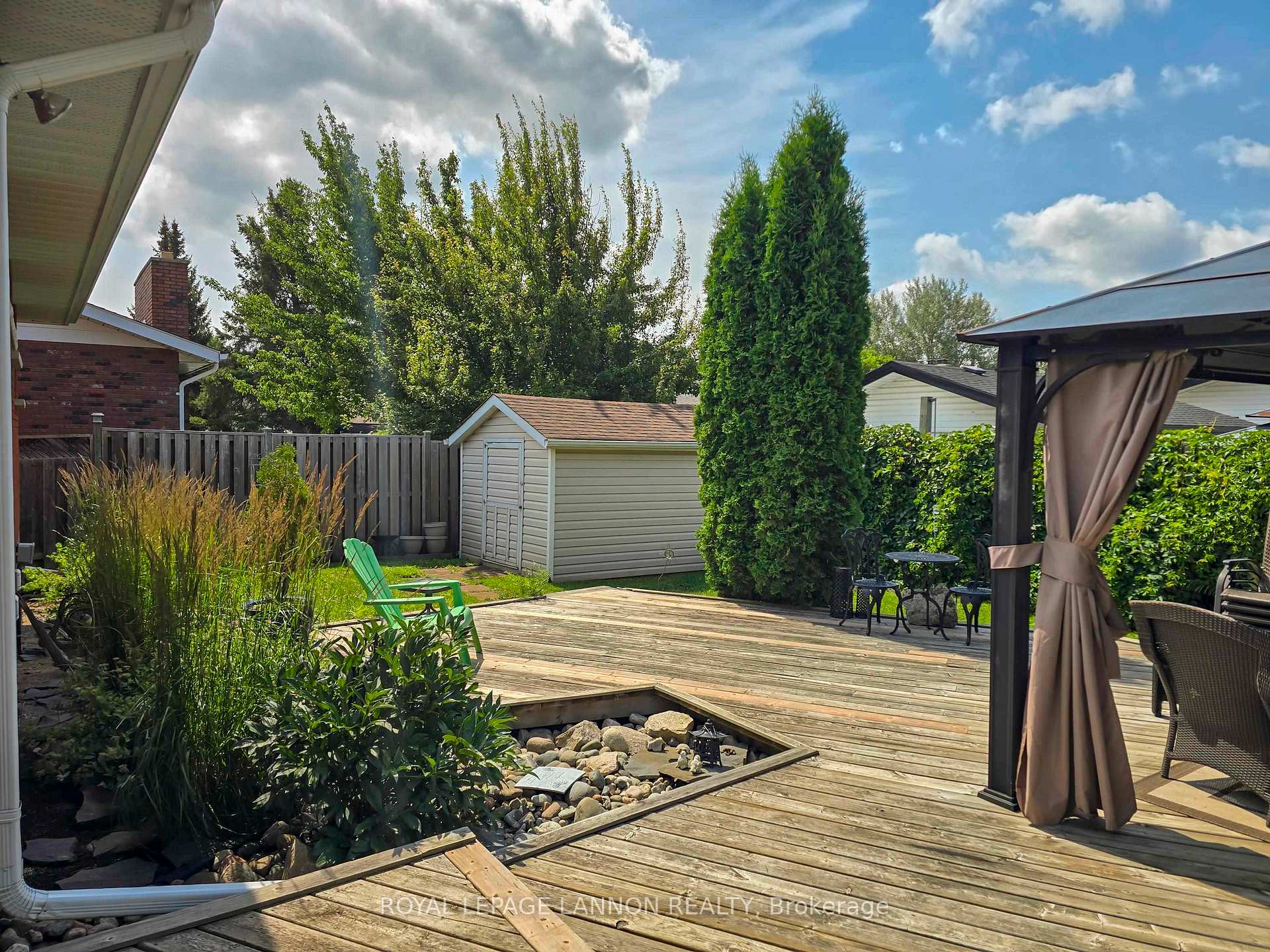 Photo 40 of 237 Anten St., Thunder Bay, River Terrace — HOMEH