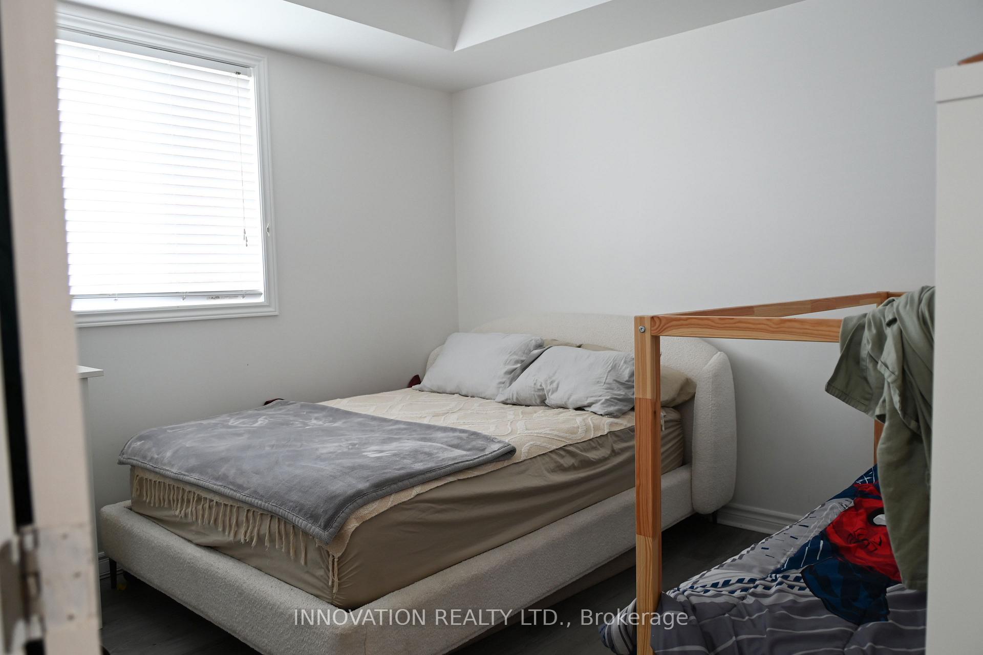 Photo 5 of Unit A, 255 Meadowlilly Road, Ottawa, Blossom Park/Kemp Park/Findlay Creek — HOMEH