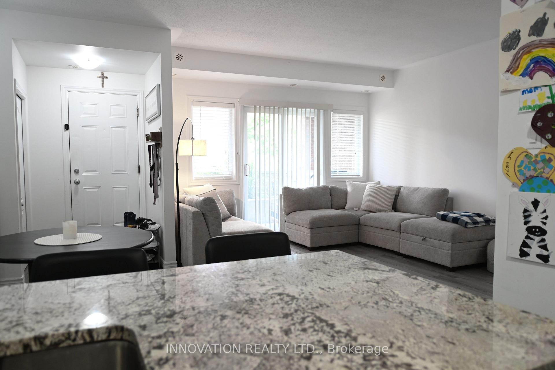Photo 10 of Unit A, 255 Meadowlilly Road, Ottawa, Blossom Park/Kemp Park/Findlay Creek — HOMEH