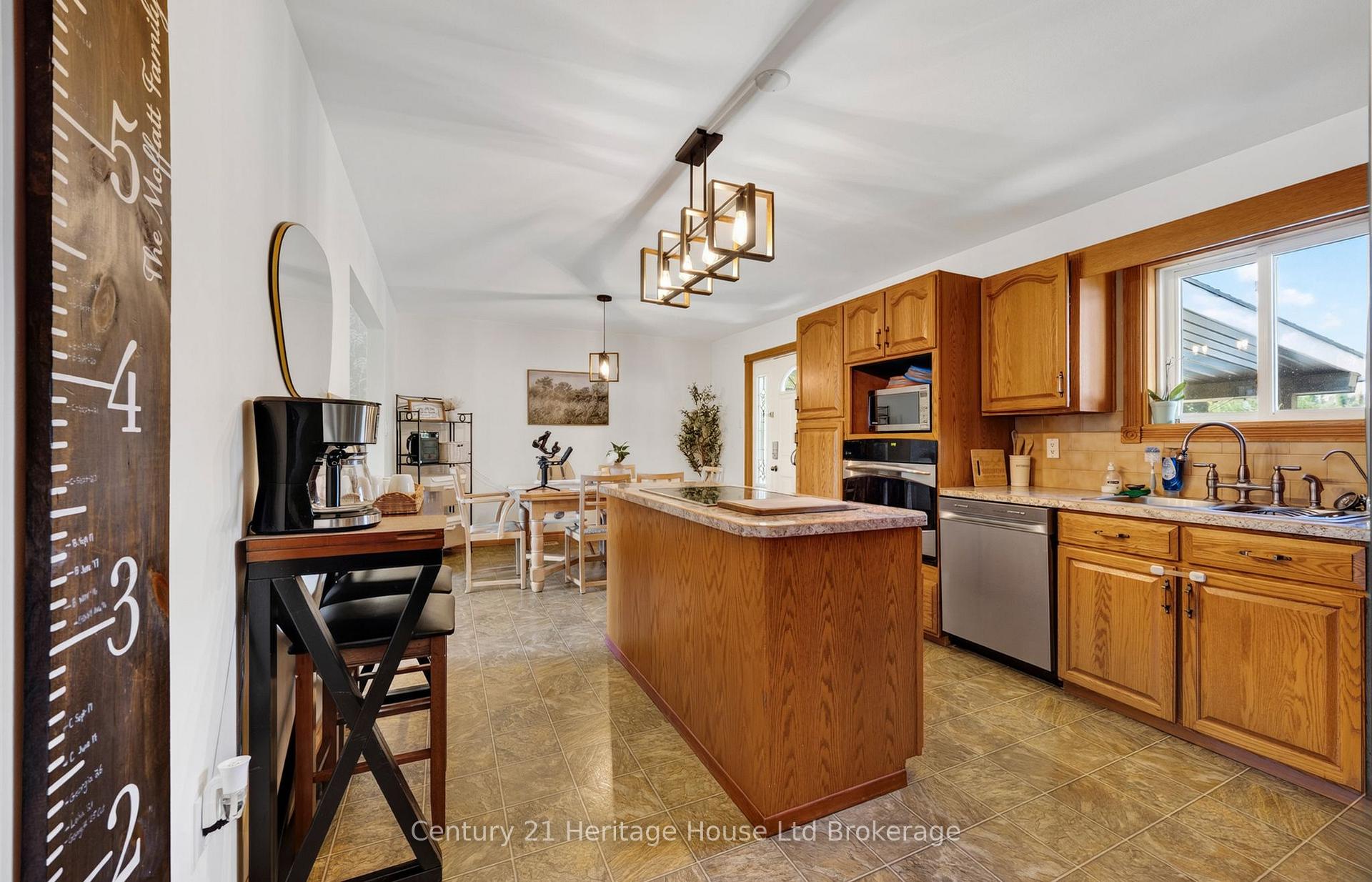 Photo 13 of 1668 Perth 123 Road, Perth South, Blanshard — HOMEH