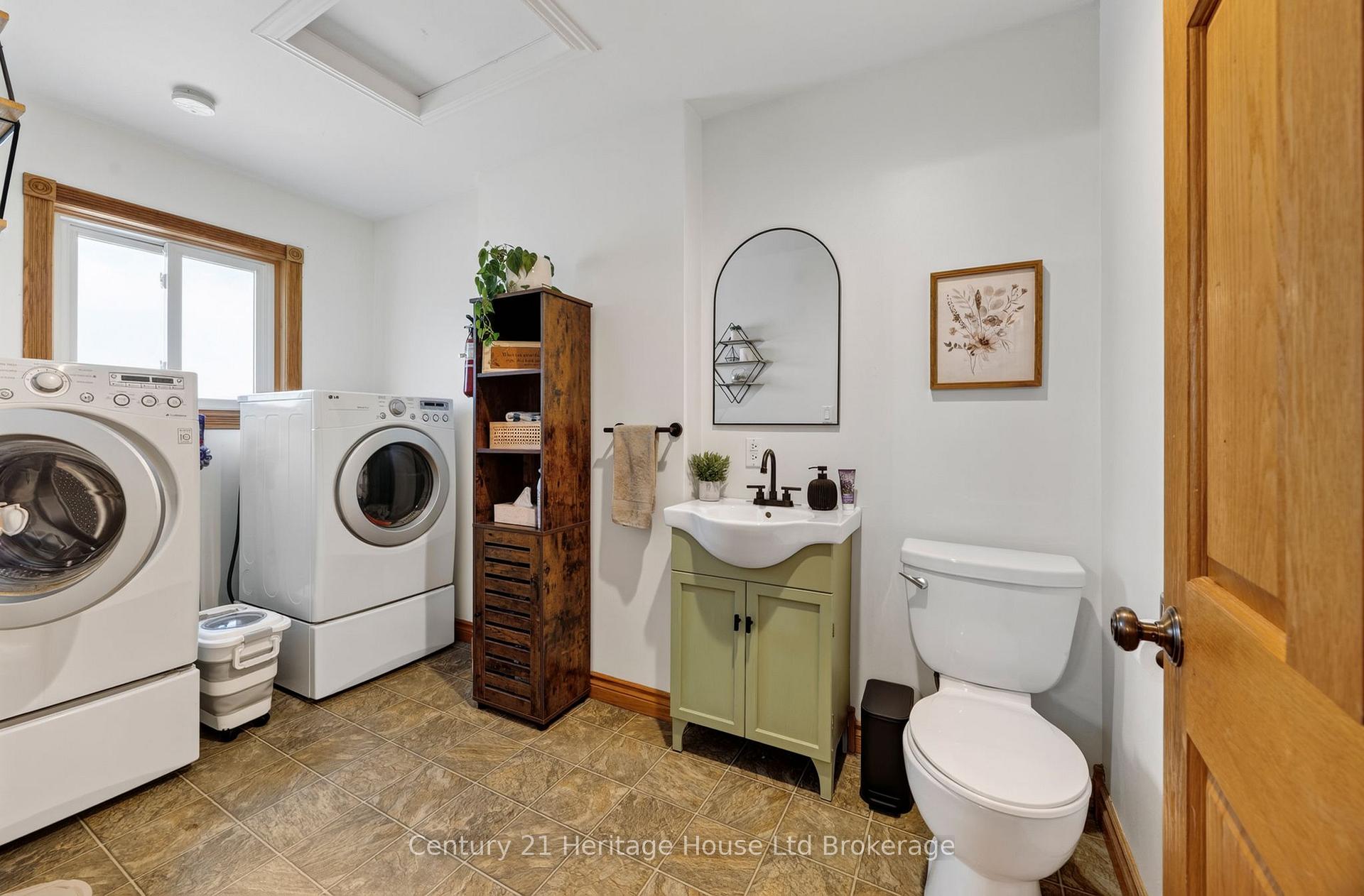 Photo 28 of 1668 Perth 123 Road, Perth South, Blanshard — HOMEH