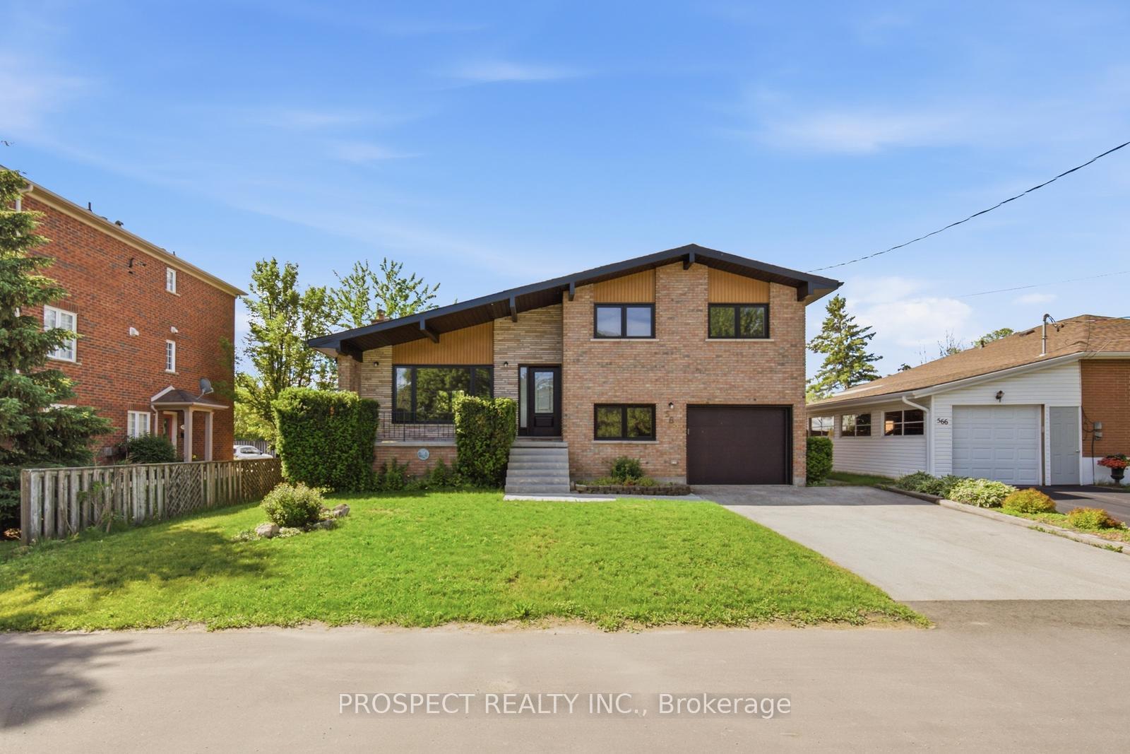 Photo 3 of 568 Simcoe Street, Collingwood — HOMEH