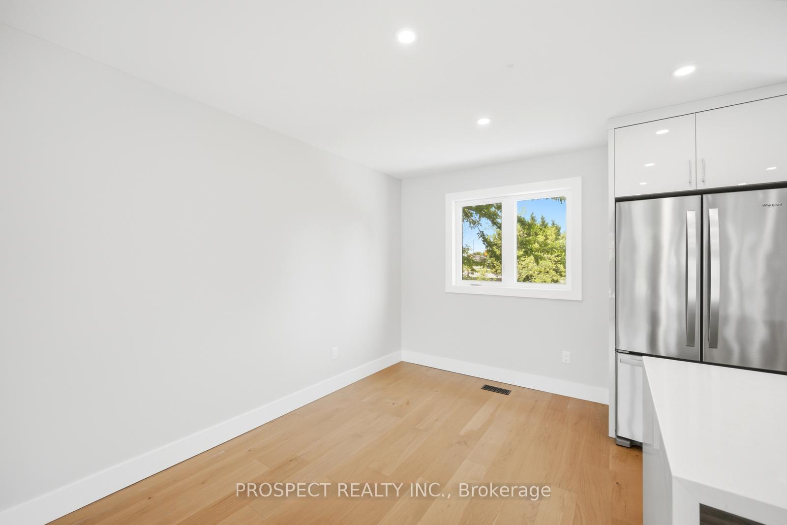 Photo 14 of 568 Simcoe Street, Collingwood — HOMEH