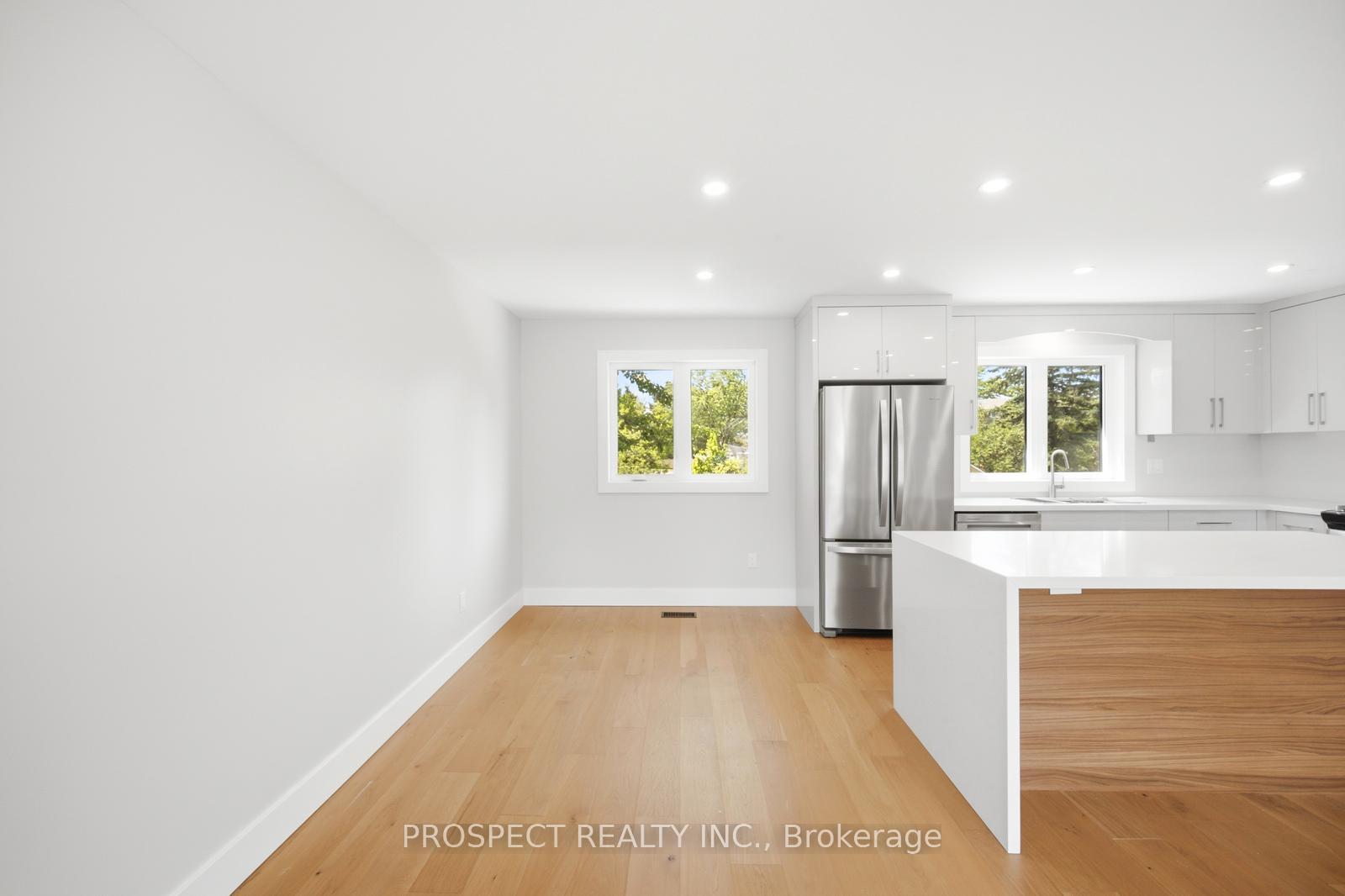 Photo 15 of 568 Simcoe Street, Collingwood — HOMEH