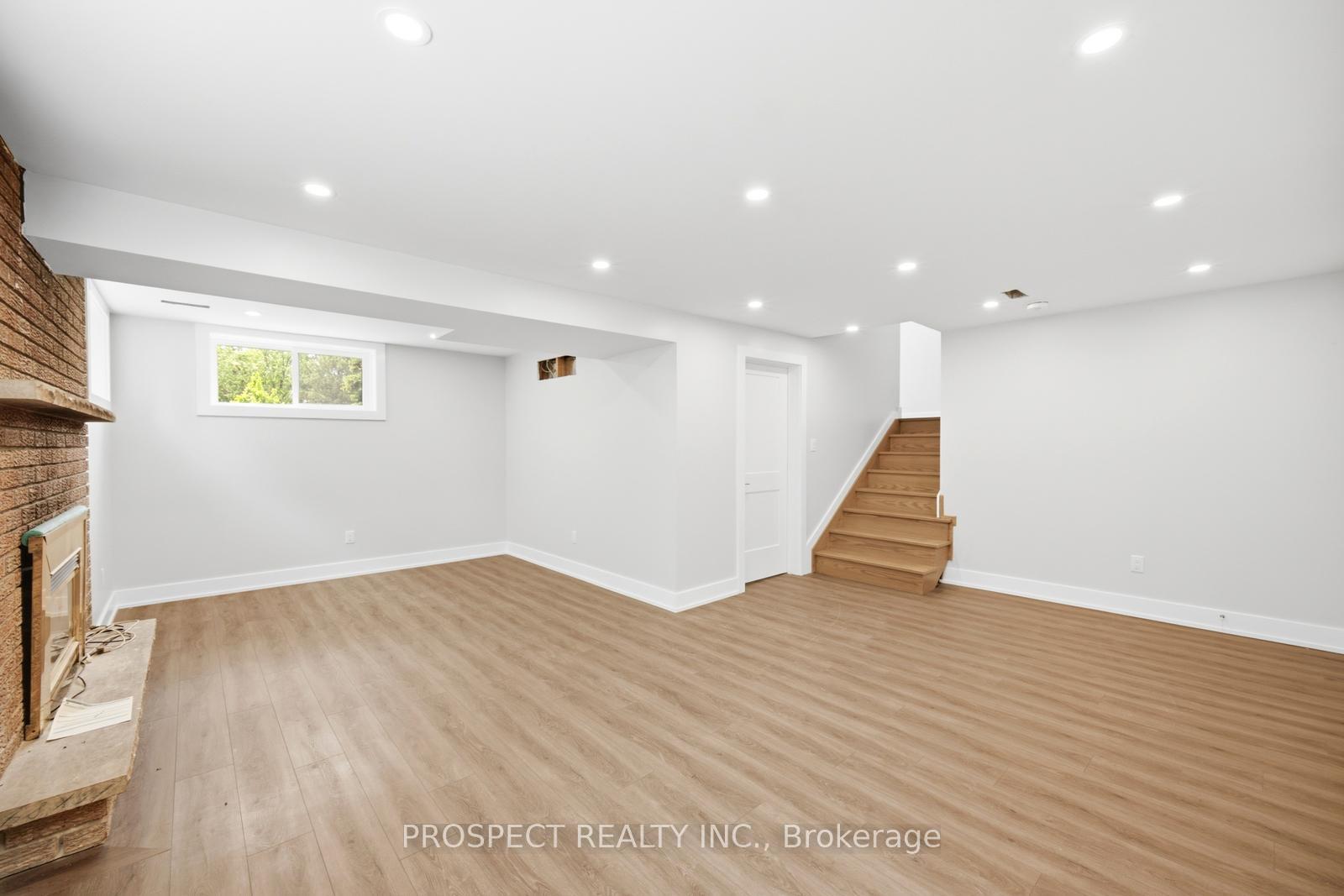 Photo 33 of 568 Simcoe Street, Collingwood — HOMEH