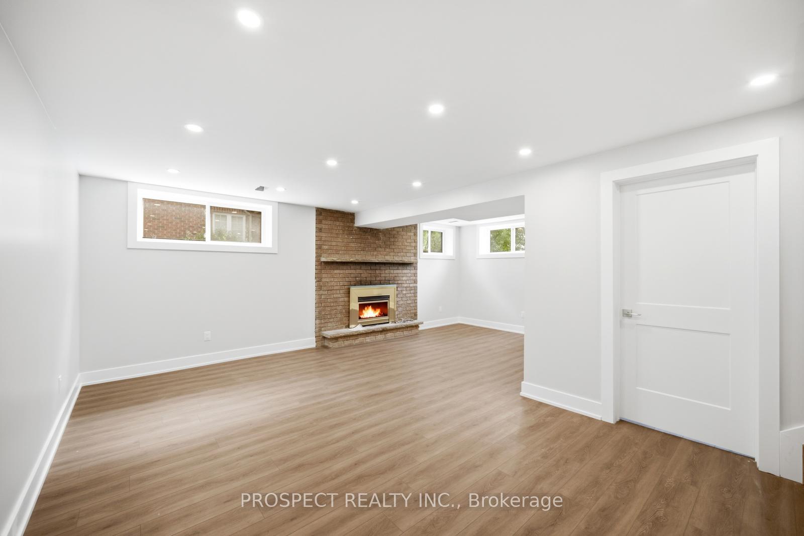 Photo 35 of 568 Simcoe Street, Collingwood — HOMEH