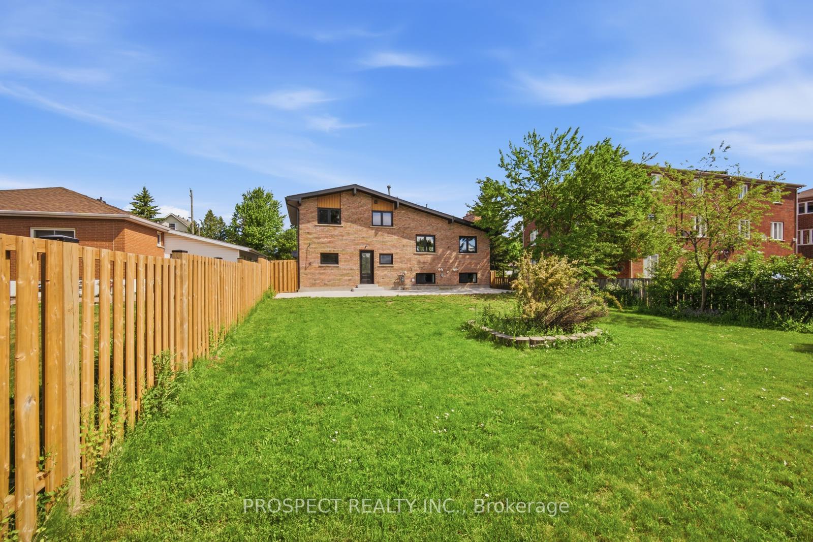 Photo 42 of 568 Simcoe Street, Collingwood — HOMEH