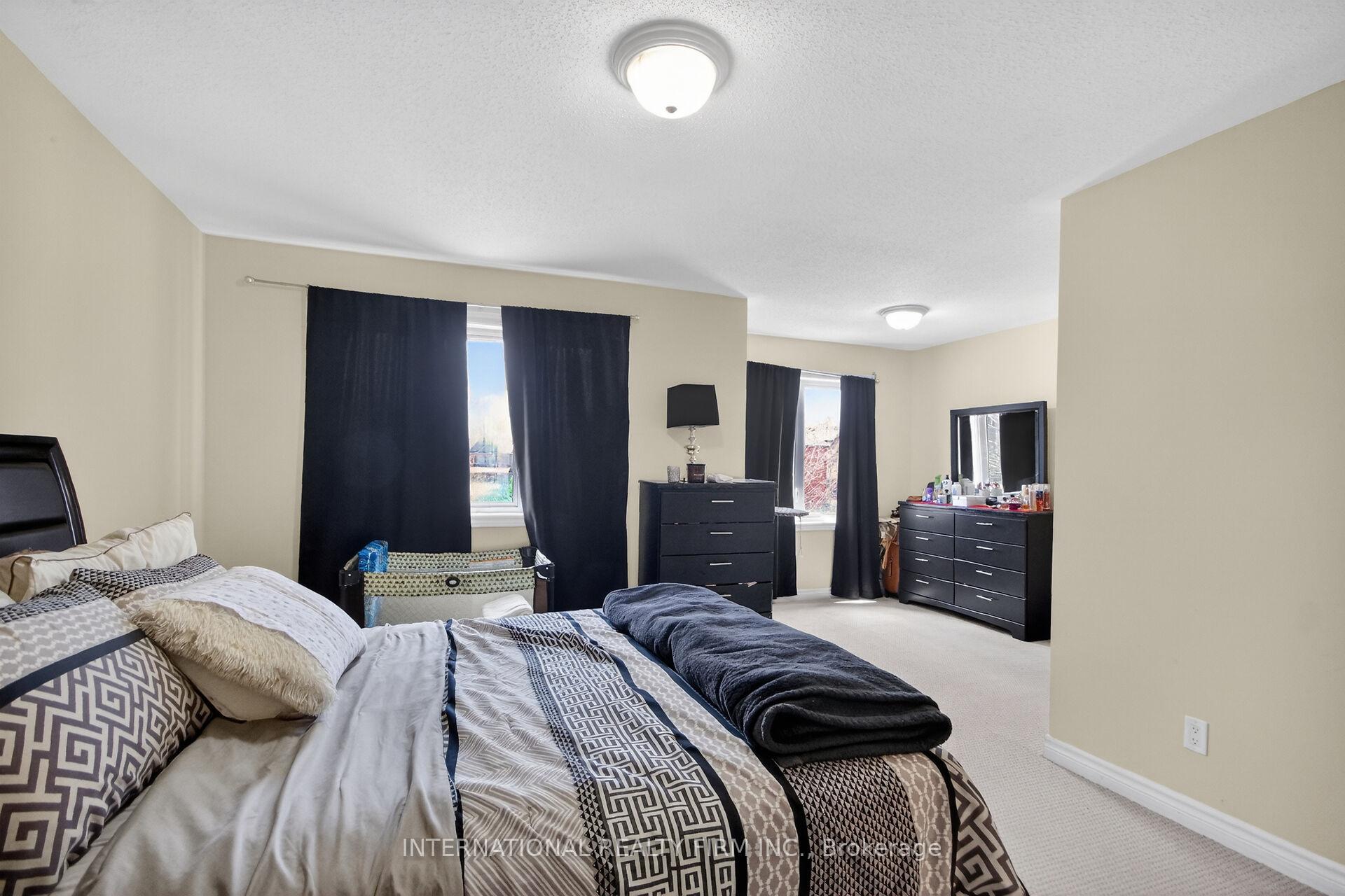 Photo 15 of 121 Dunforest Terrace, Ottawa, Barrhaven - Strandherd — HOMEH