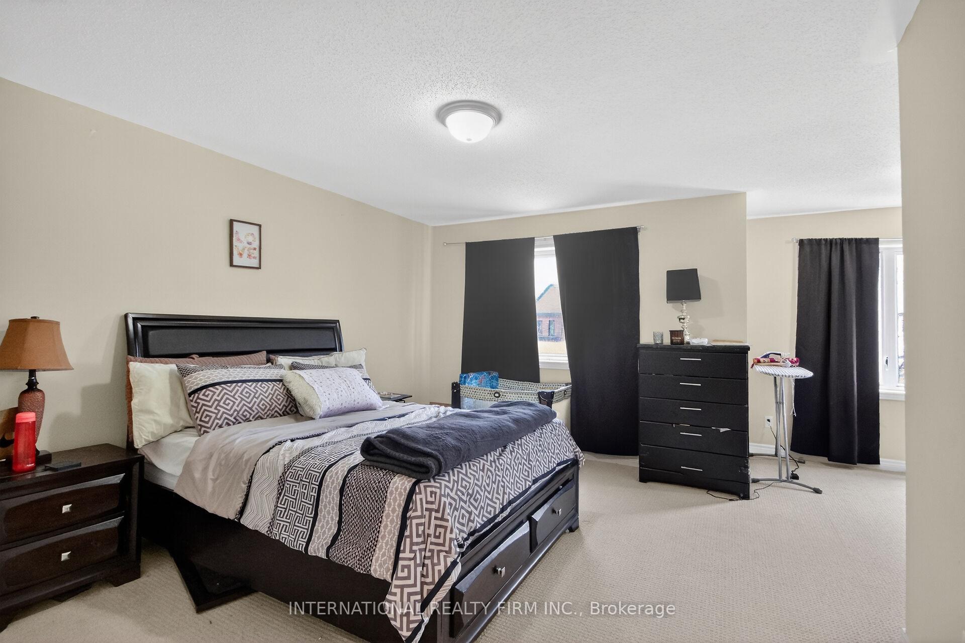 Photo 16 of 121 Dunforest Terrace, Ottawa, Barrhaven - Strandherd — HOMEH