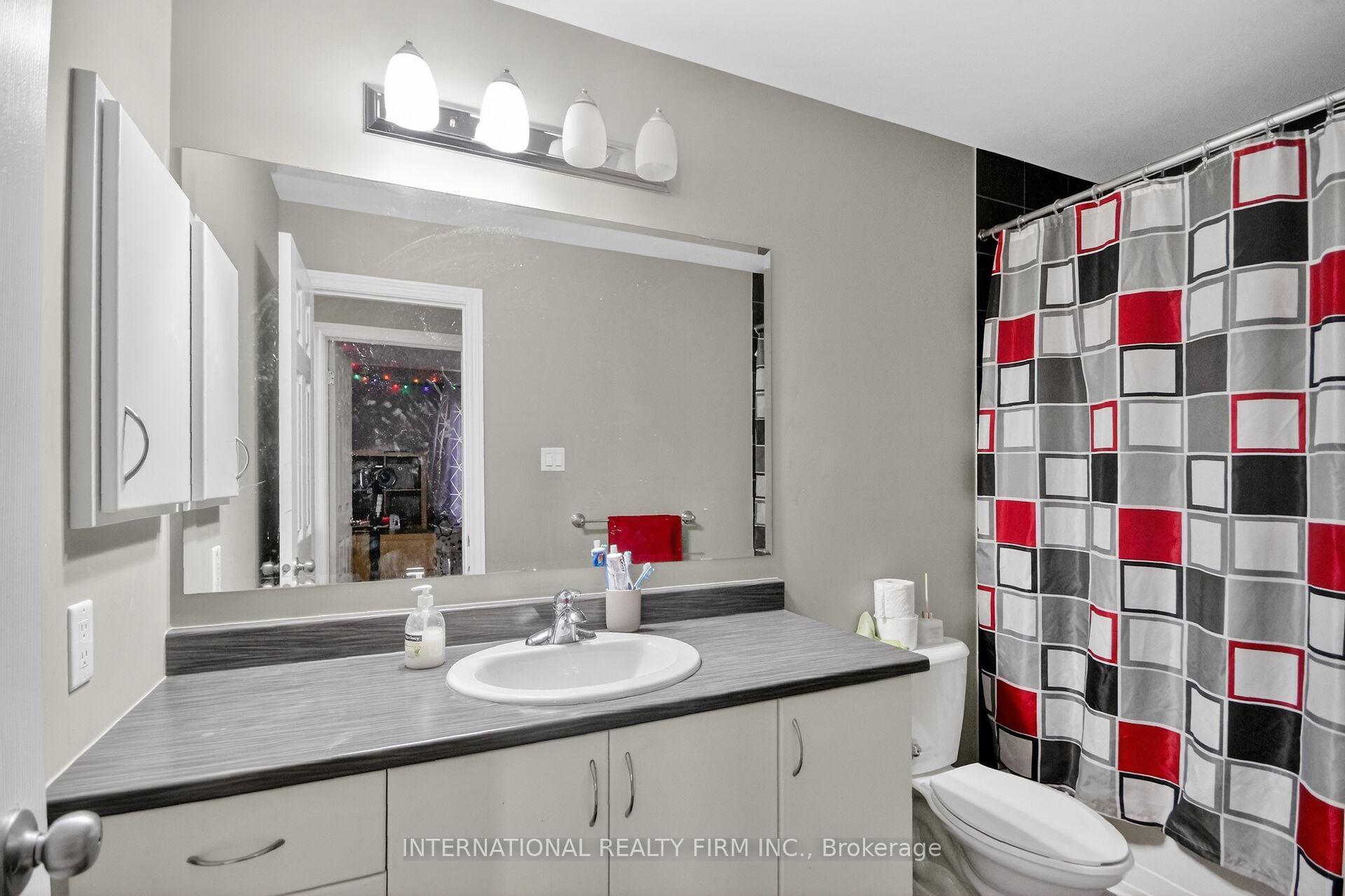 Photo 22 of 121 Dunforest Terrace, Ottawa, Barrhaven - Strandherd — HOMEH
