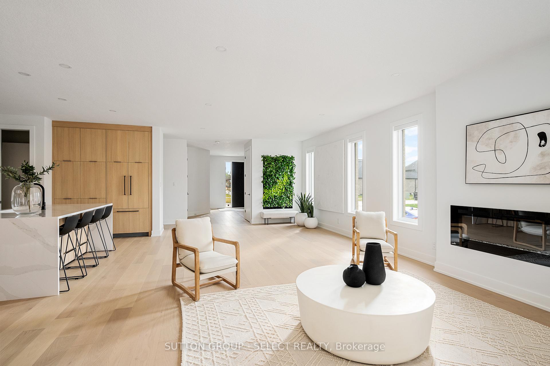 Photo 6 of 275 Silver Maple Circle, Thames Centre, Rural Thames Centre — HOMEH