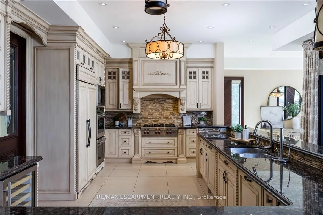 Photo 57 of 144 Lake Drive E, Georgina, Historic Lakeshore Communities — HOMEH