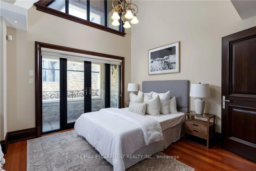 Photo 90 of 144 Lake Drive E, Georgina, Historic Lakeshore Communities — HOMEH