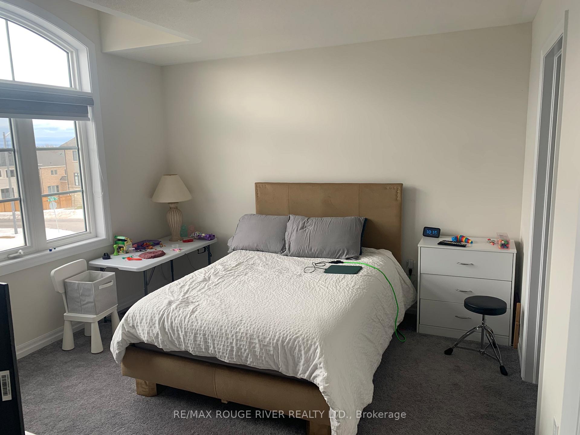 Photo 7 of 50 Ed Ewert Avenue, Clarington, Newcastle — HOMEH