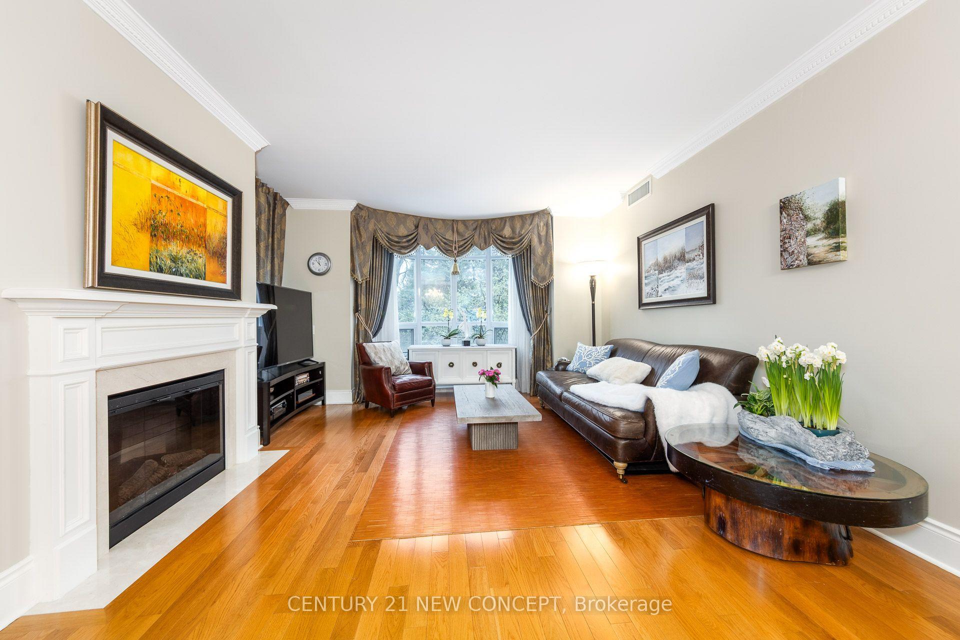 Photo 16 of Unit 204, 7071 Bayview Ave, Markham, Bayview Glen — HOMEH
