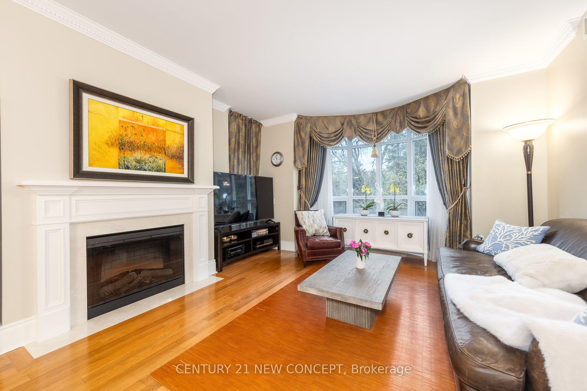Photo 17 of Unit 204, 7071 Bayview Ave, Markham, Bayview Glen — HOMEH