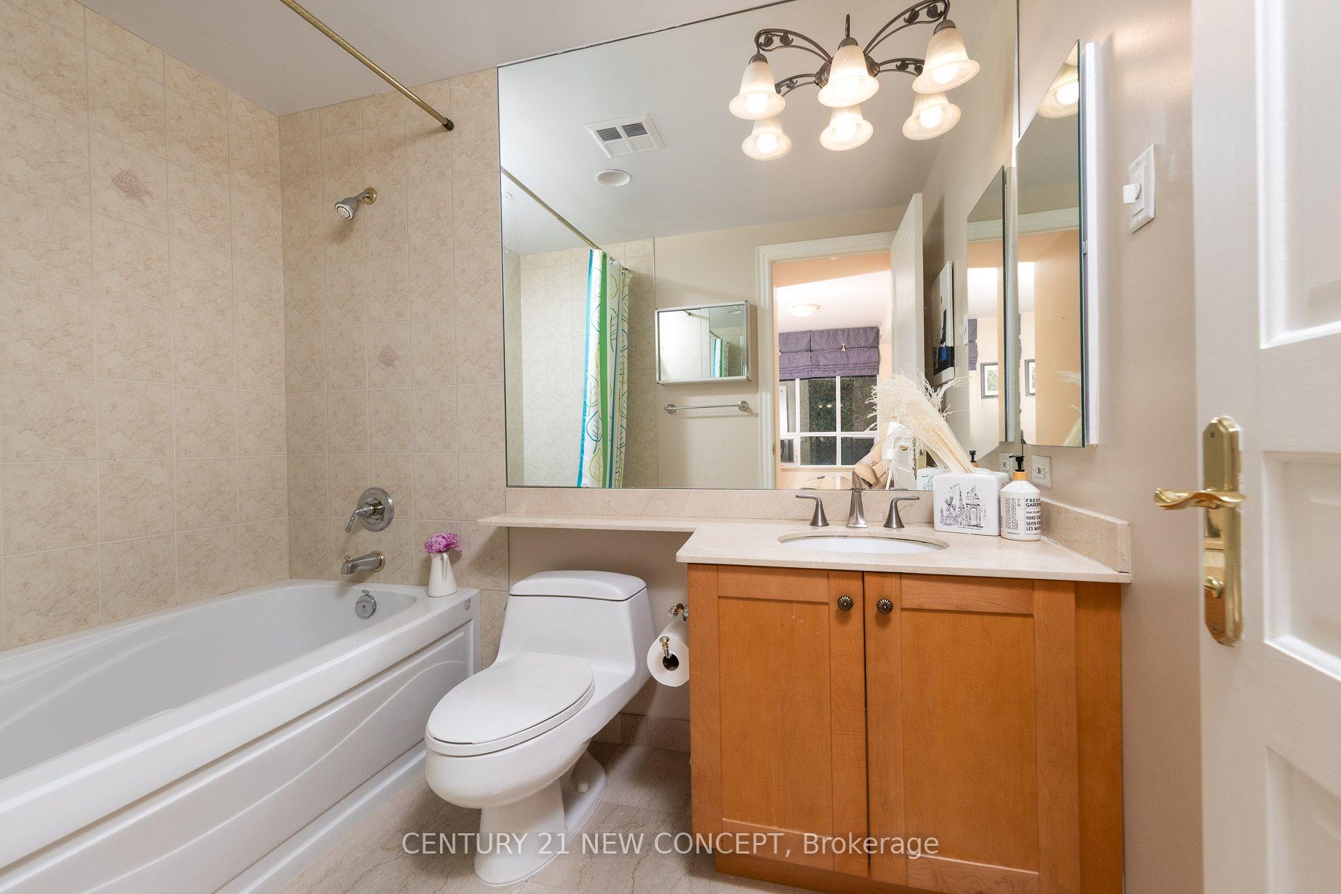 Photo 27 of Unit 204, 7071 Bayview Ave, Markham, Bayview Glen — HOMEH