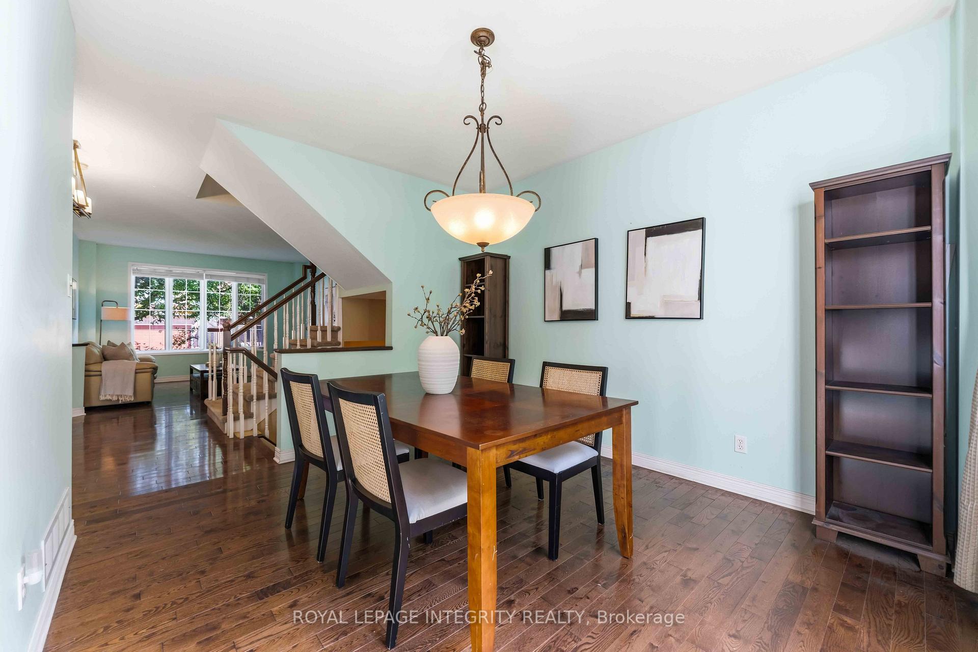 Photo 6 of 10 Westwinds Place, Ottawa, Barrhaven East — HOMEH