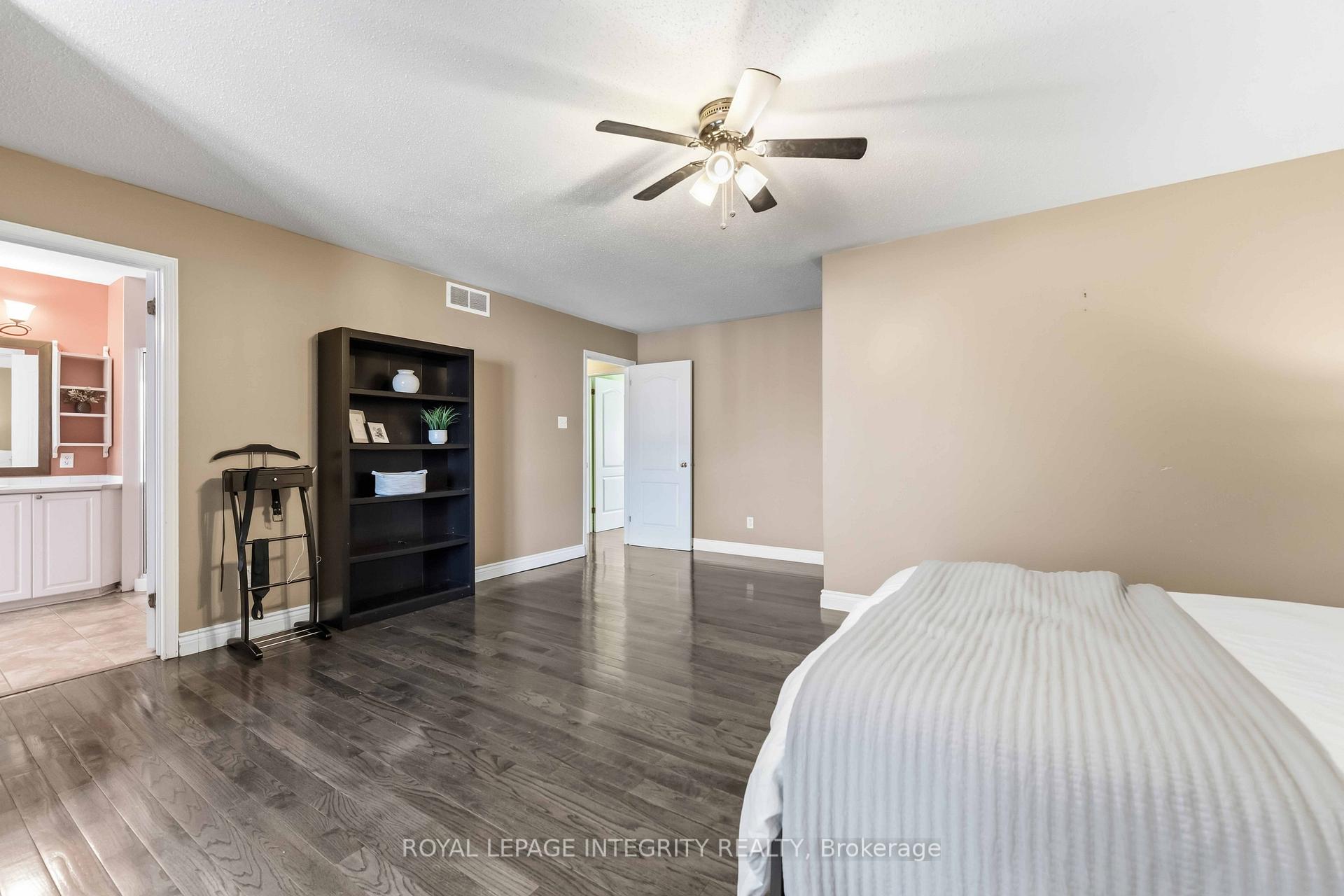 Photo 20 of 10 Westwinds Place, Ottawa, Barrhaven East — HOMEH
