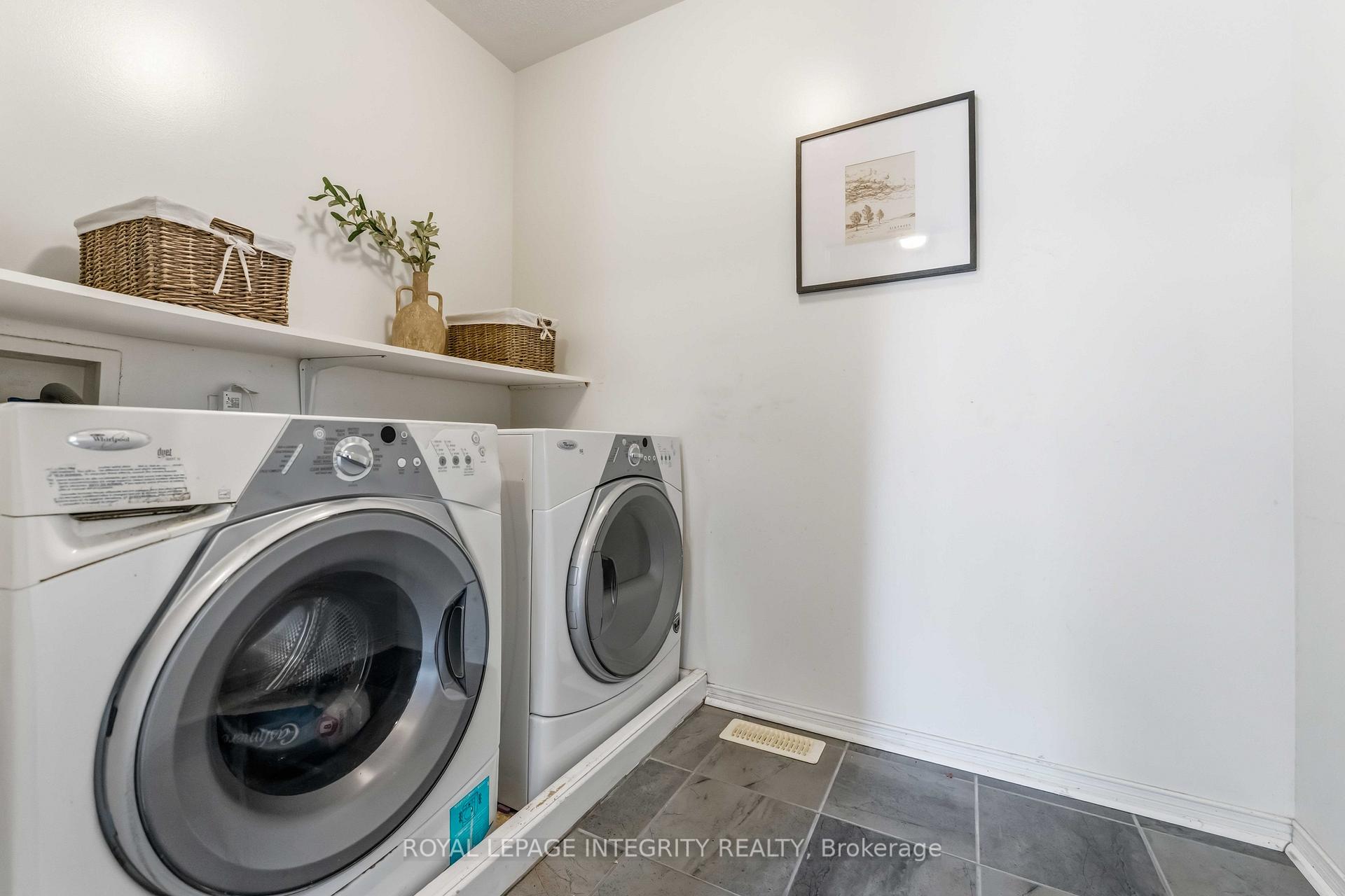 Photo 25 of 10 Westwinds Place, Ottawa, Barrhaven East — HOMEH