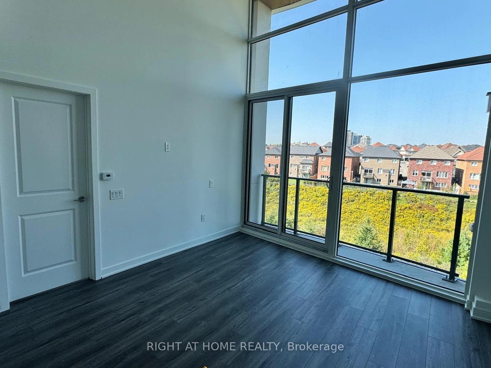 Photo 5 of Unit 417, 385 Arctic Red Drive, Oshawa, Windfields — HOMEH