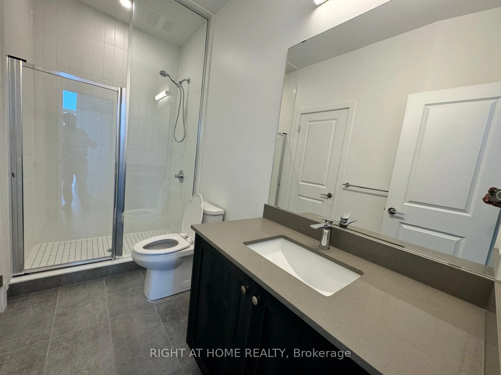 Photo 15 of Unit 417, 385 Arctic Red Drive, Oshawa, Windfields — HOMEH