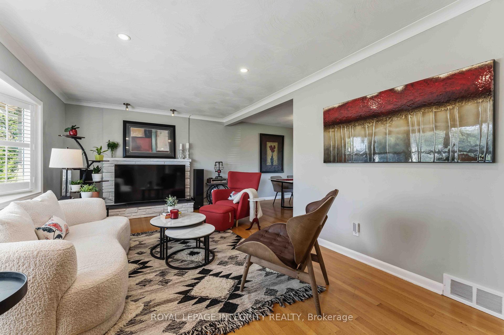 Photo 11 of 29 Pritchard Drive, Ottawa, Manordale — HOMEH