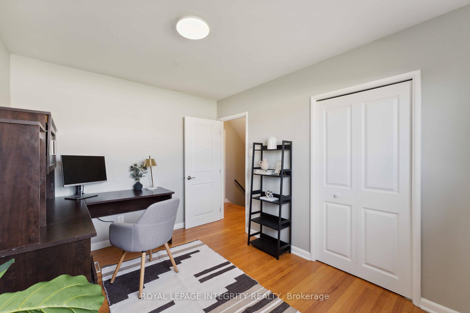 Photo 20 of 29 Pritchard Drive, Ottawa, Manordale — HOMEH