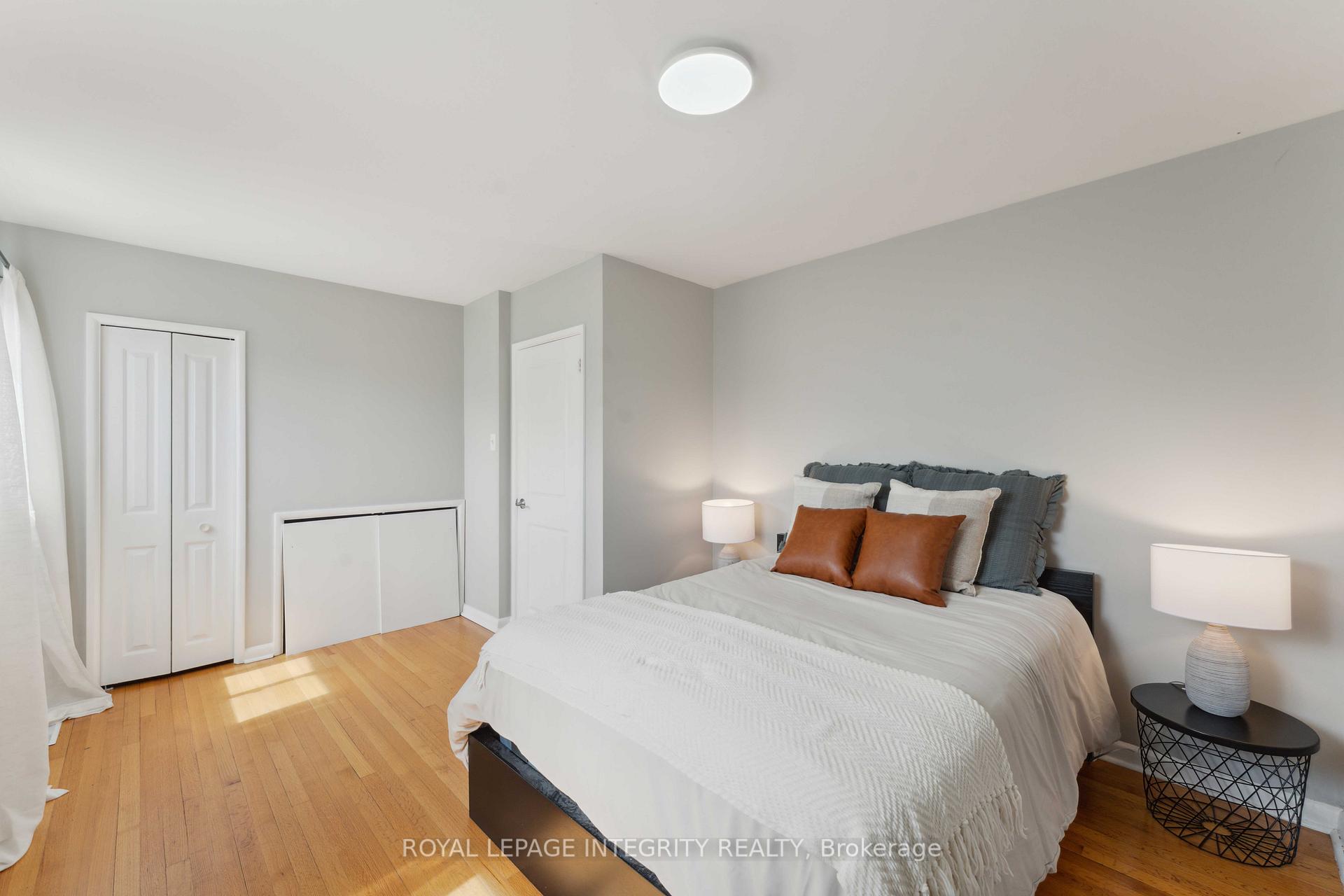 Photo 23 of 29 Pritchard Drive, Ottawa, Manordale — HOMEH