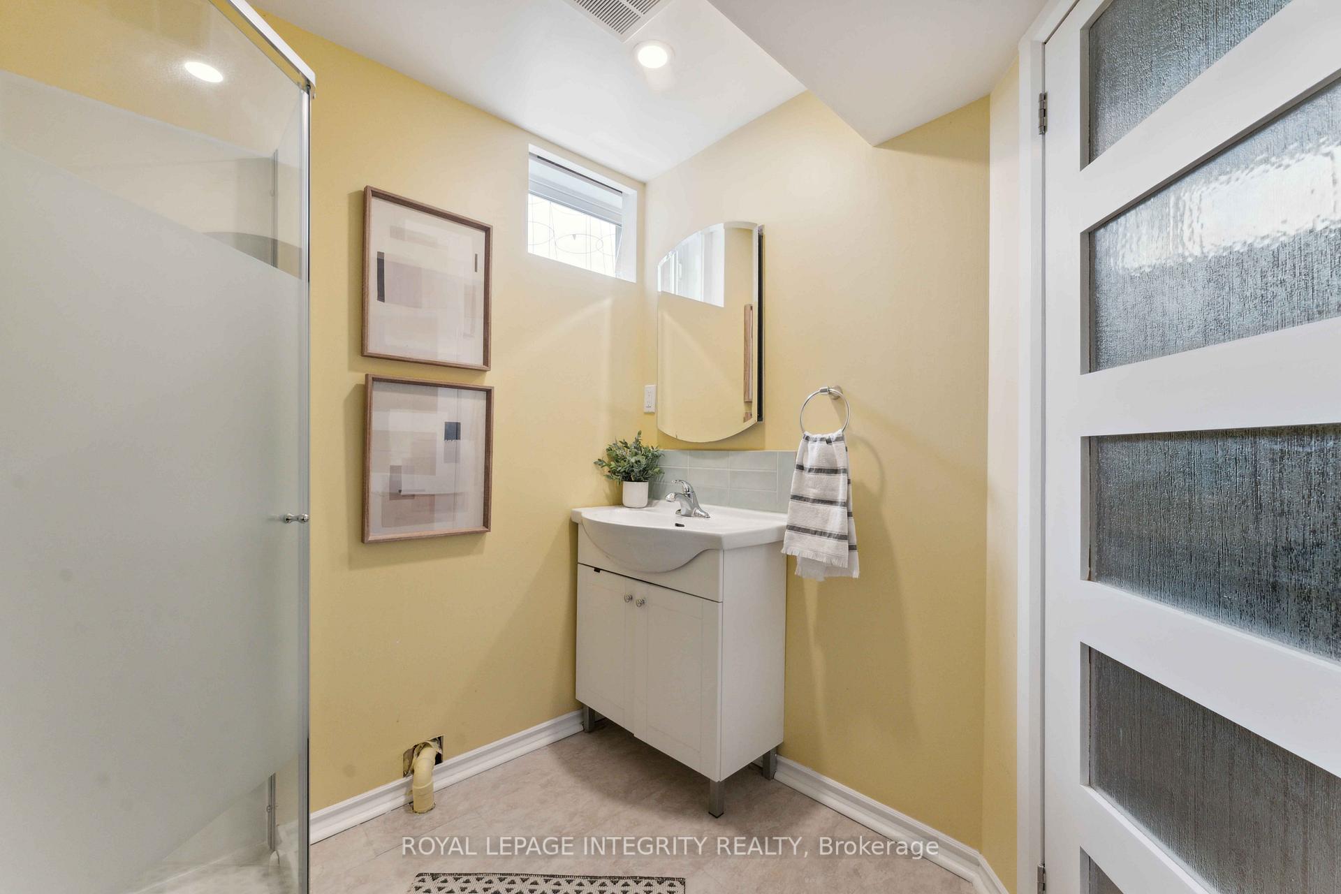 Photo 30 of 29 Pritchard Drive, Ottawa, Manordale — HOMEH