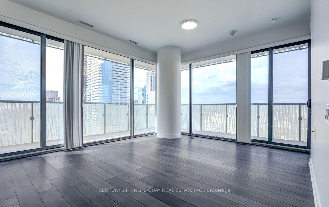 Photo 4 of Unit 4009, 50 Charles Street E, Toronto, Church-Yonge Corridor — HOMEH
