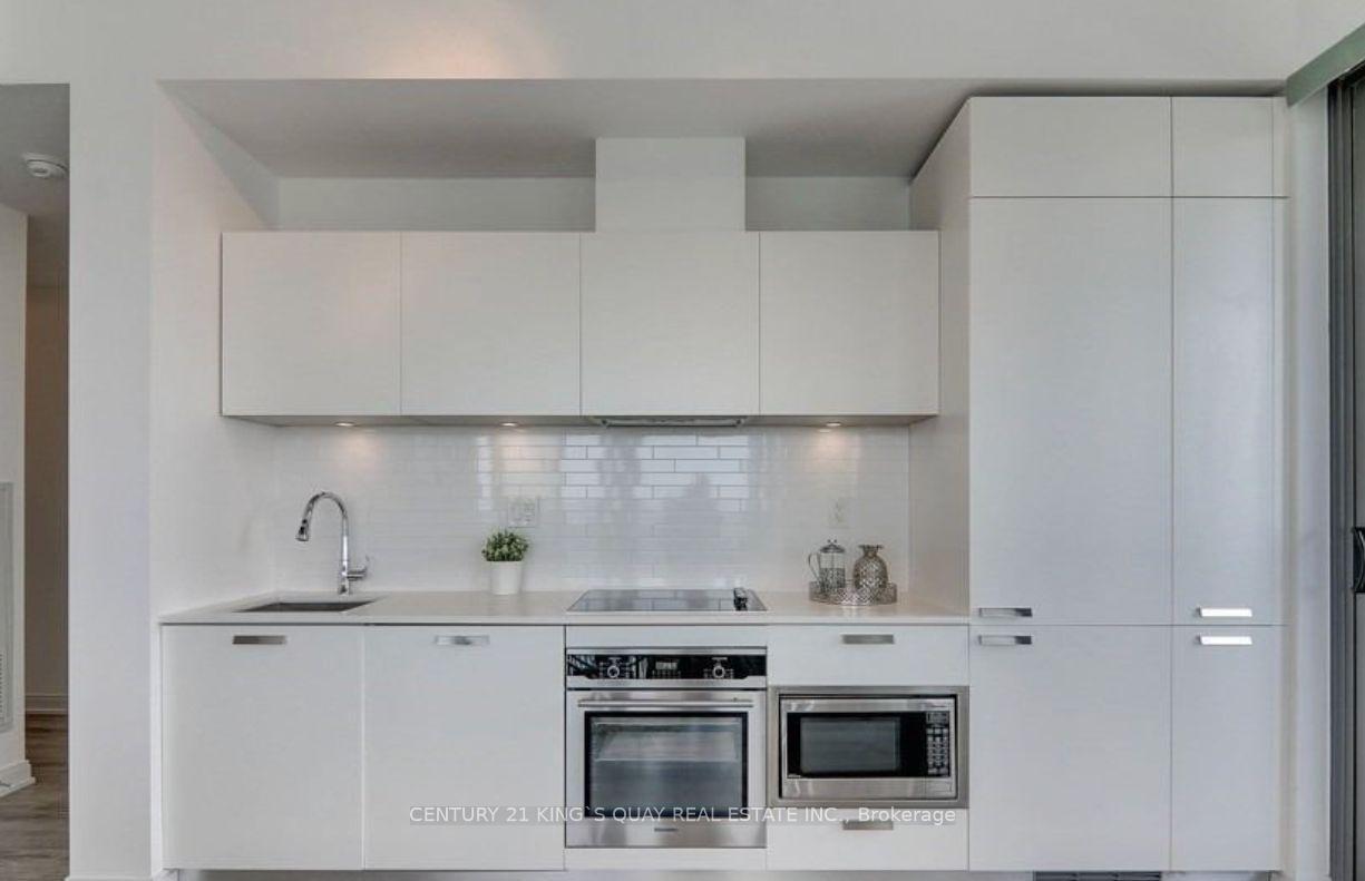 Photo 8 of Unit 4009, 50 Charles Street E, Toronto, Church-Yonge Corridor — HOMEH