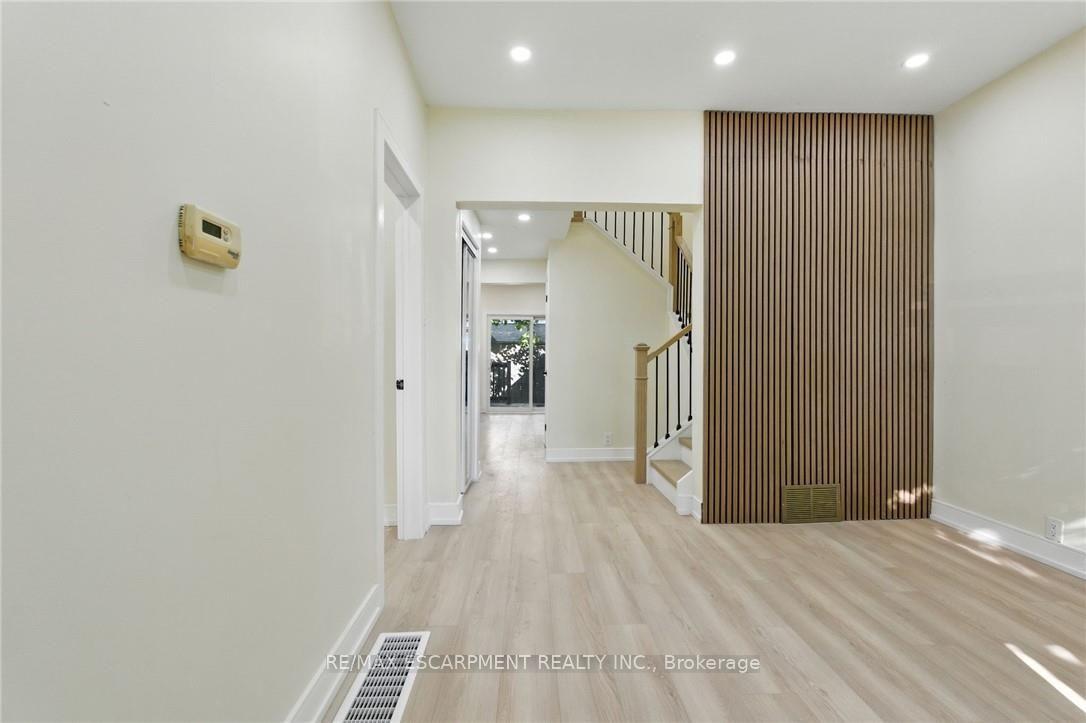Photo 5 of 9 Alice Street, Hamilton, Crown Point — HOMEH