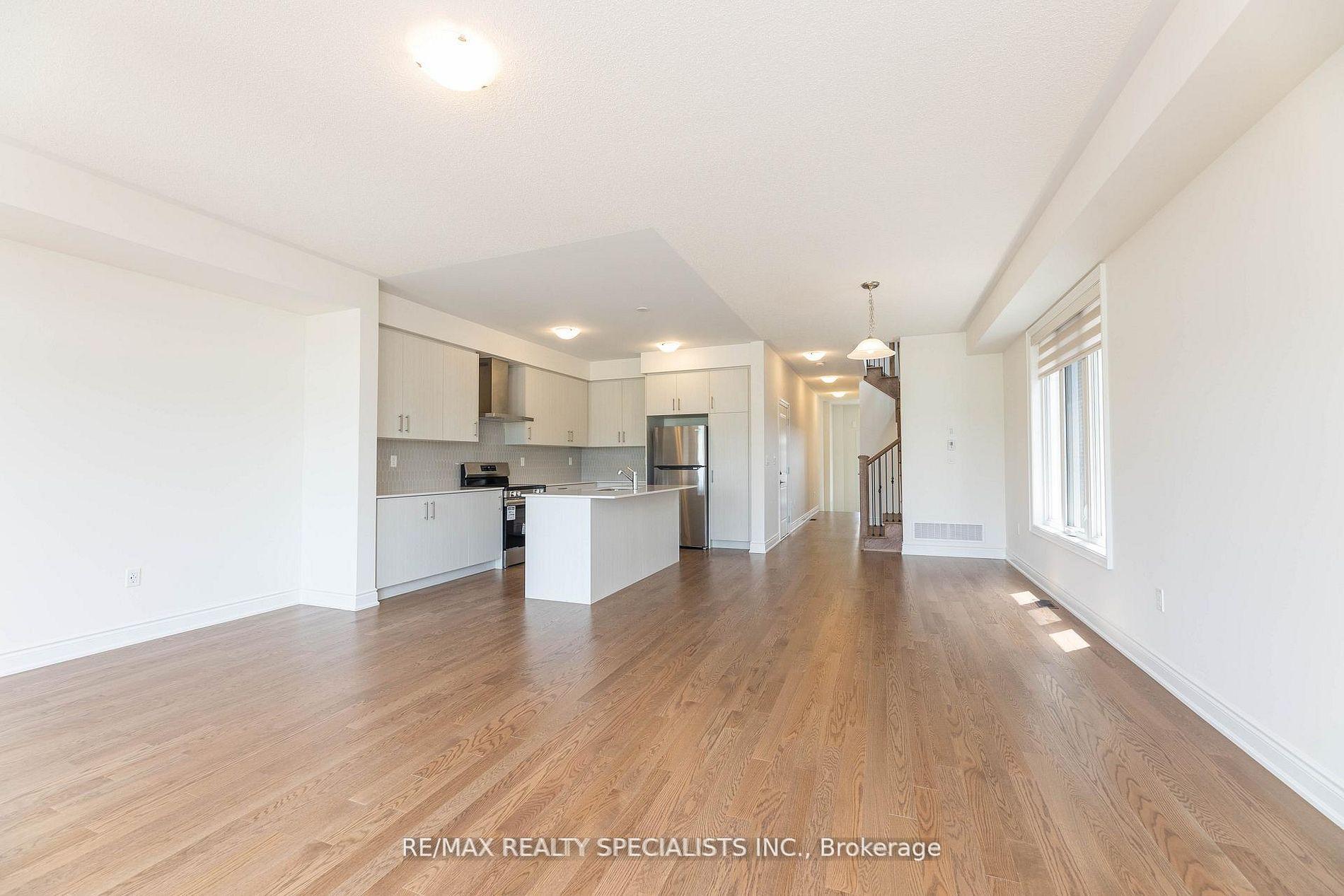 Photo 7 of 86 Bermondsey Way, Brampton, Bram West — HOMEH