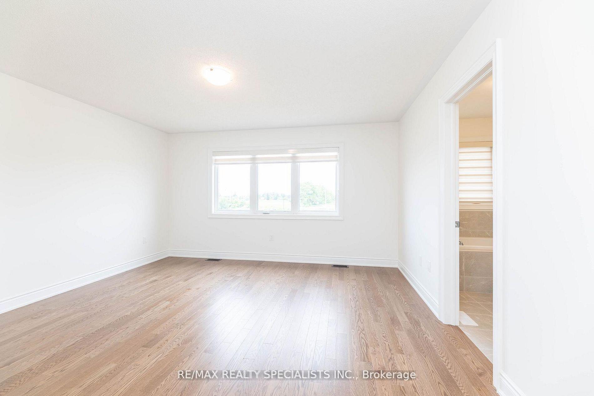 Photo 9 of 86 Bermondsey Way, Brampton, Bram West — HOMEH